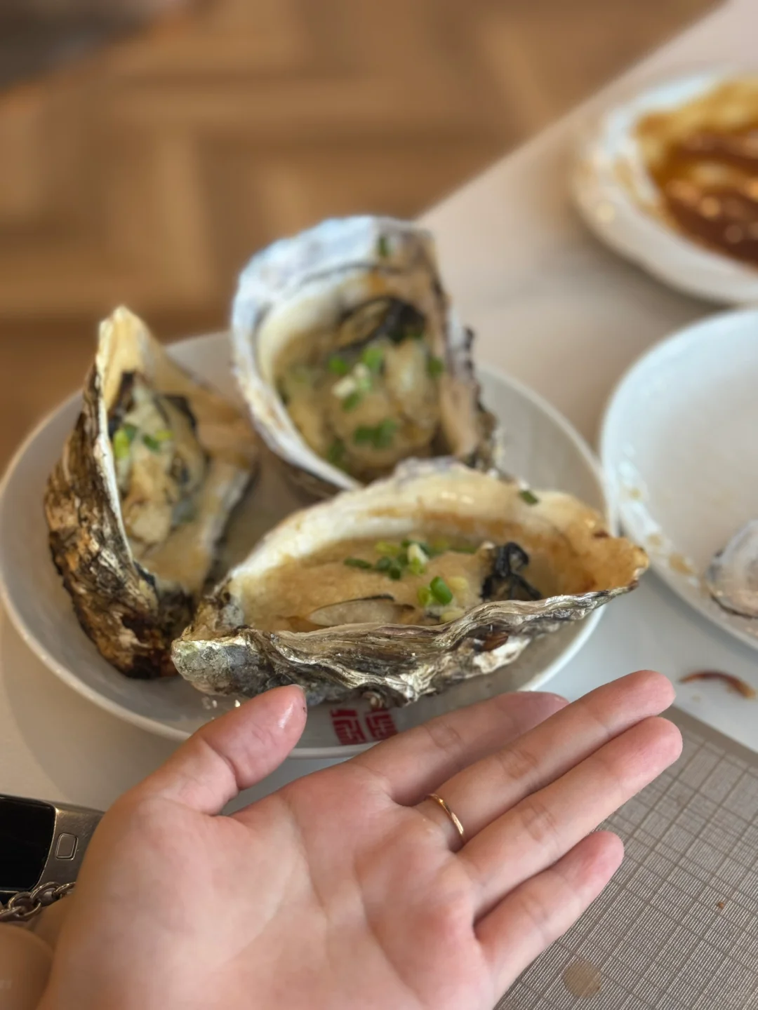 你敢信在邯郸人均200帝王蟹?吃到撑