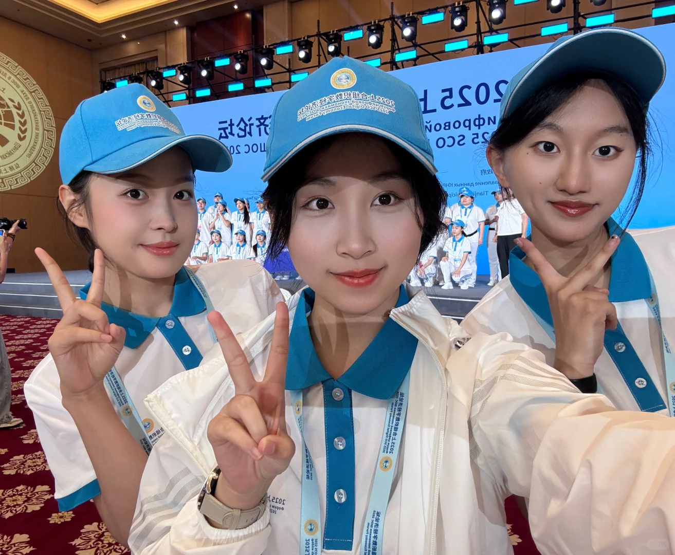 04大二｜上合前期分论坛志愿者