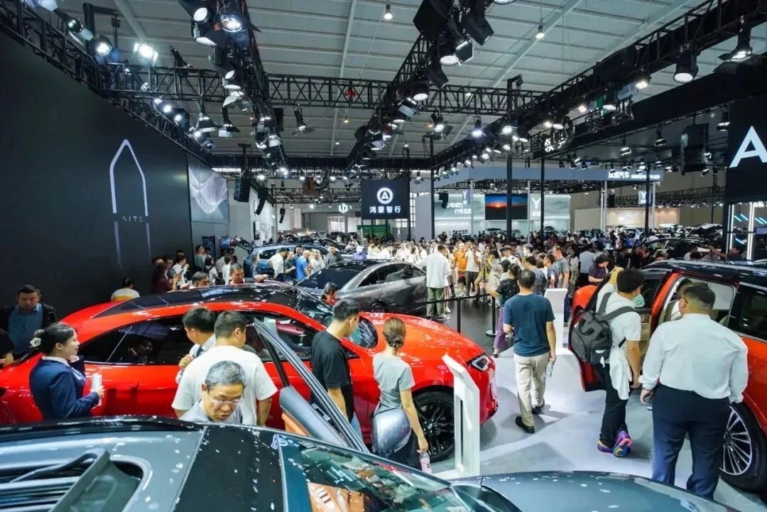 武汉车展助理人员好难招啊！！！????