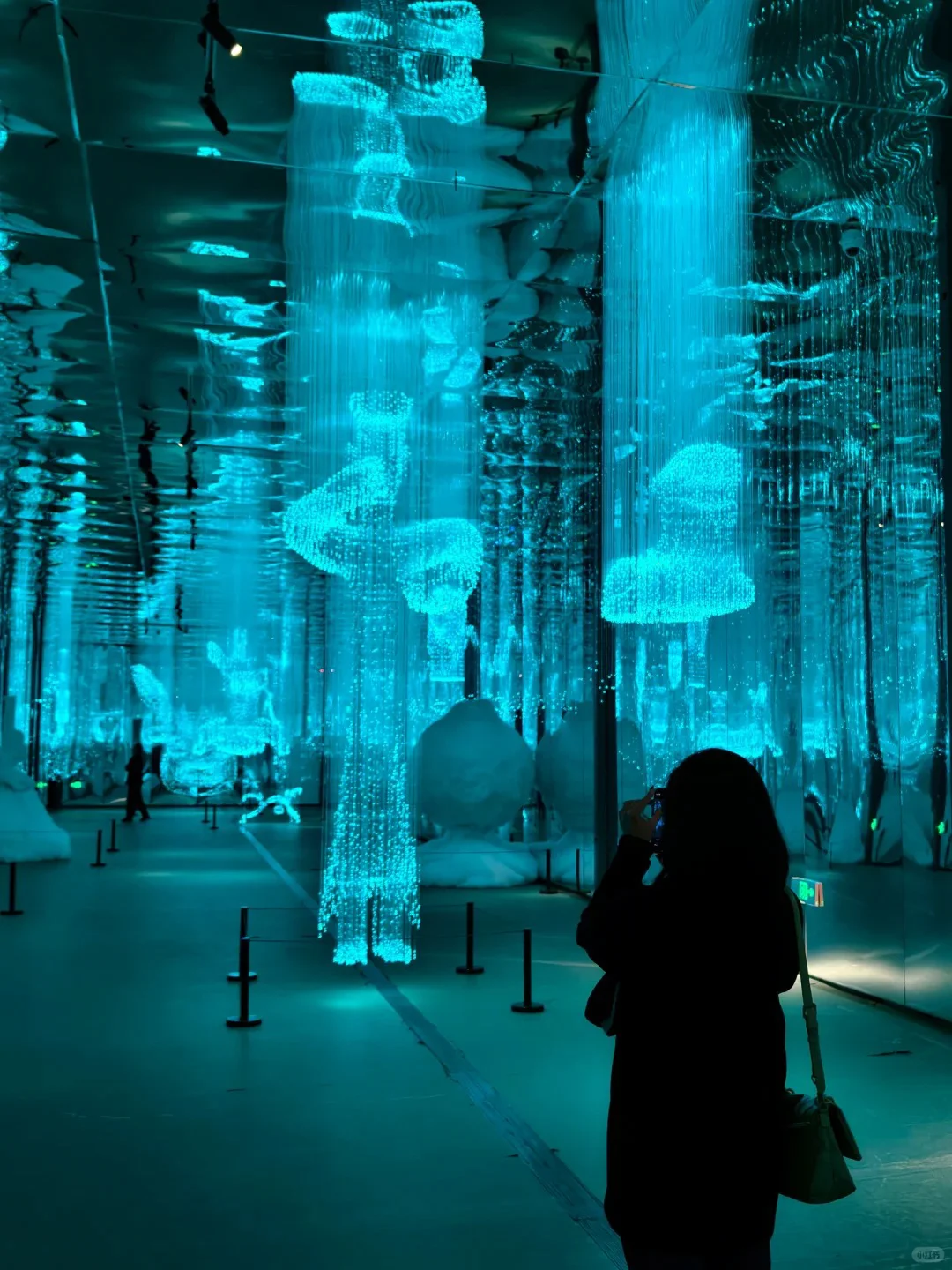 策展随记丨展览的物与空间