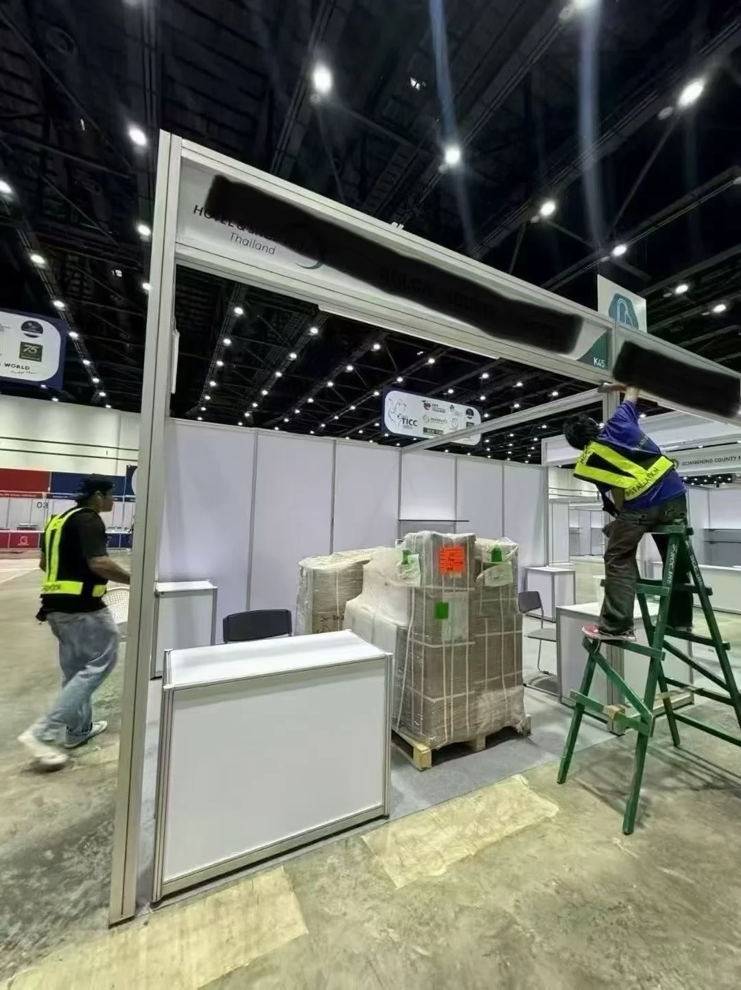 展品运输可以私