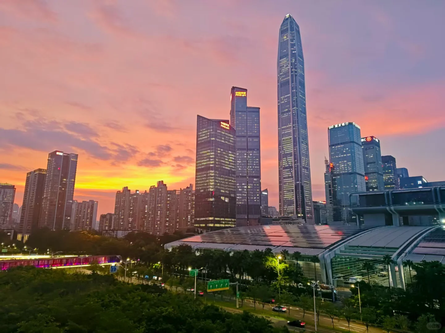 福田会展中心发福利