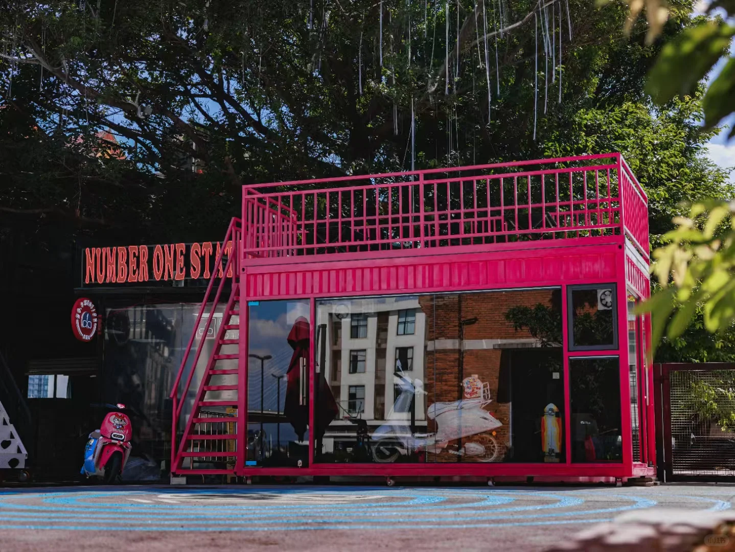 ✨这样的机车展厅真的很好看❗❗