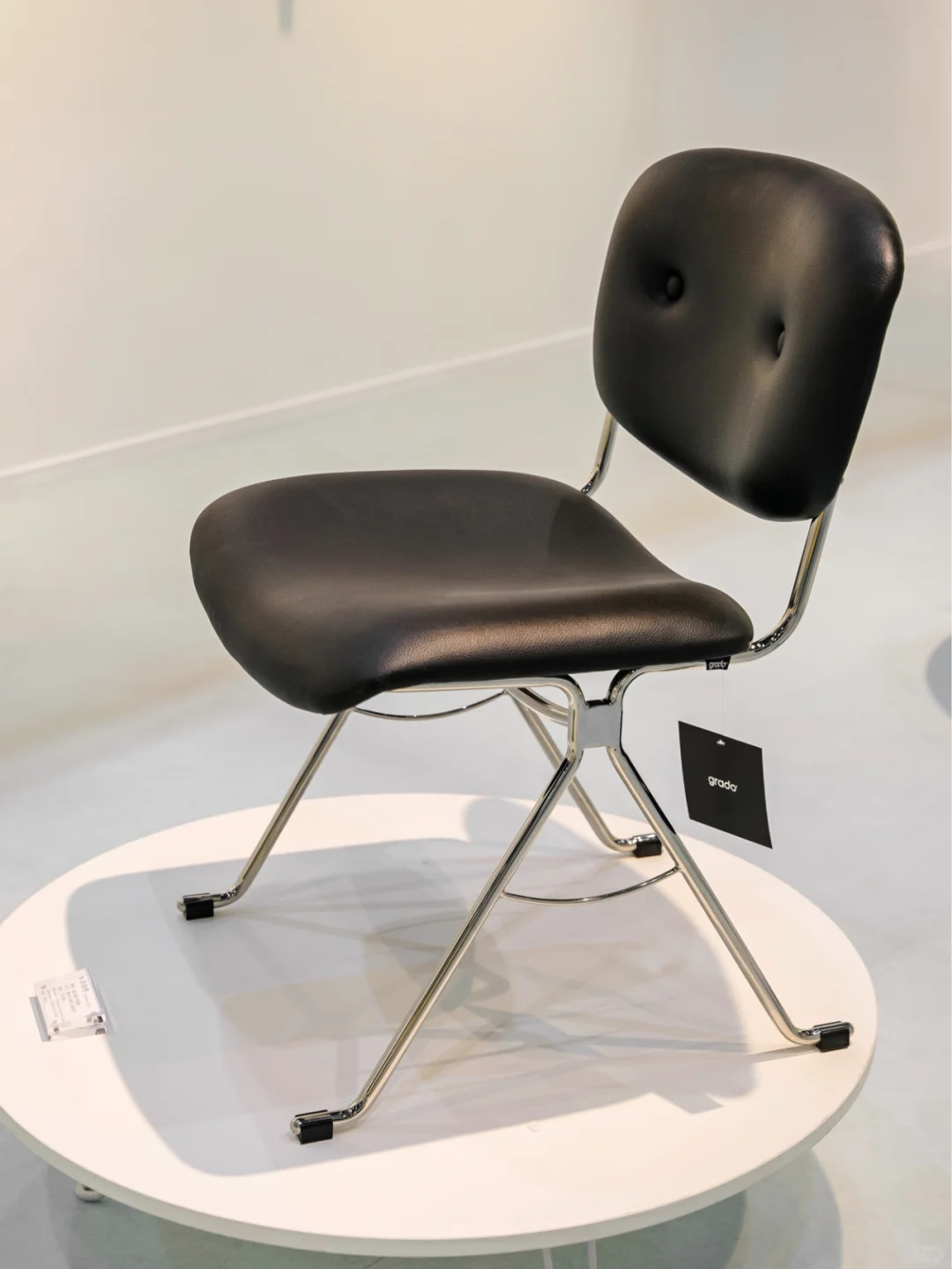 PLOG｜在意思设计展，捡到一把会呼吸的椅子