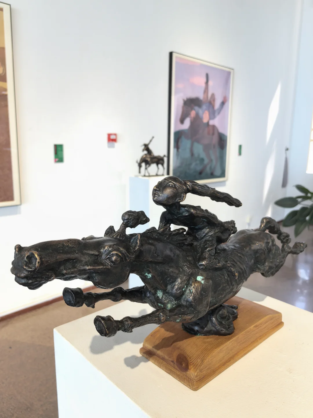 青岛0元?新展/感受内蒙古文化