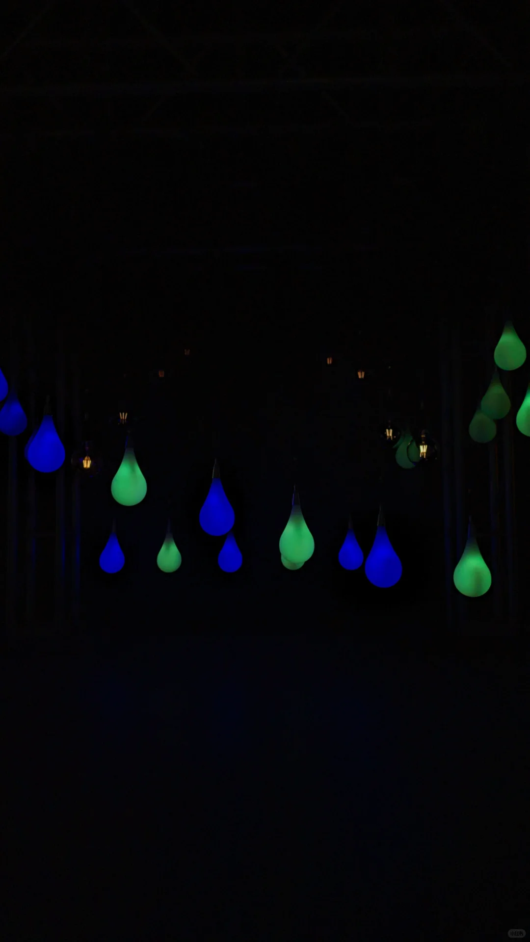 在老舍剧场看舞美灯光设计展