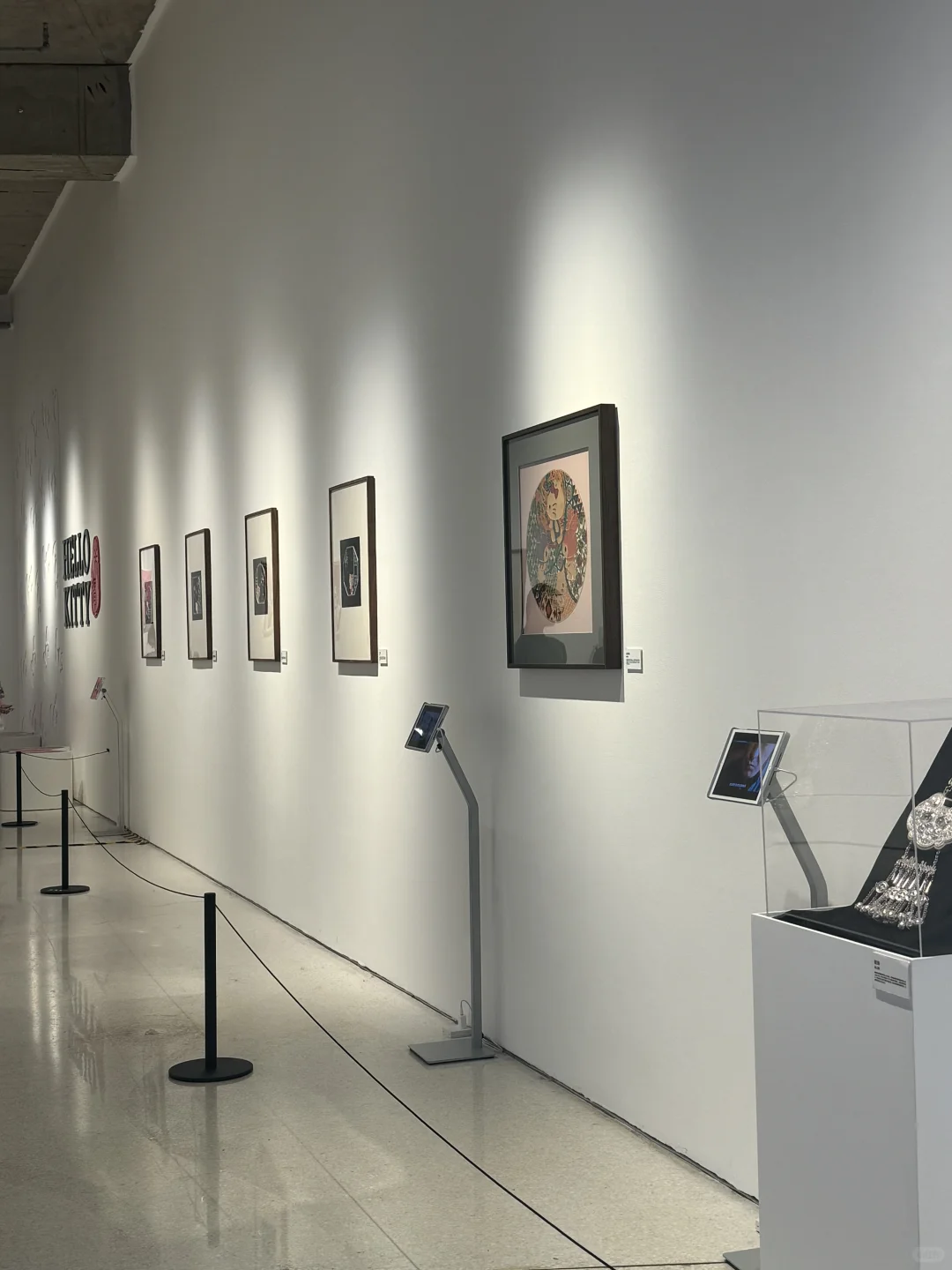 打卡kitty光影展，今日是甜妹～