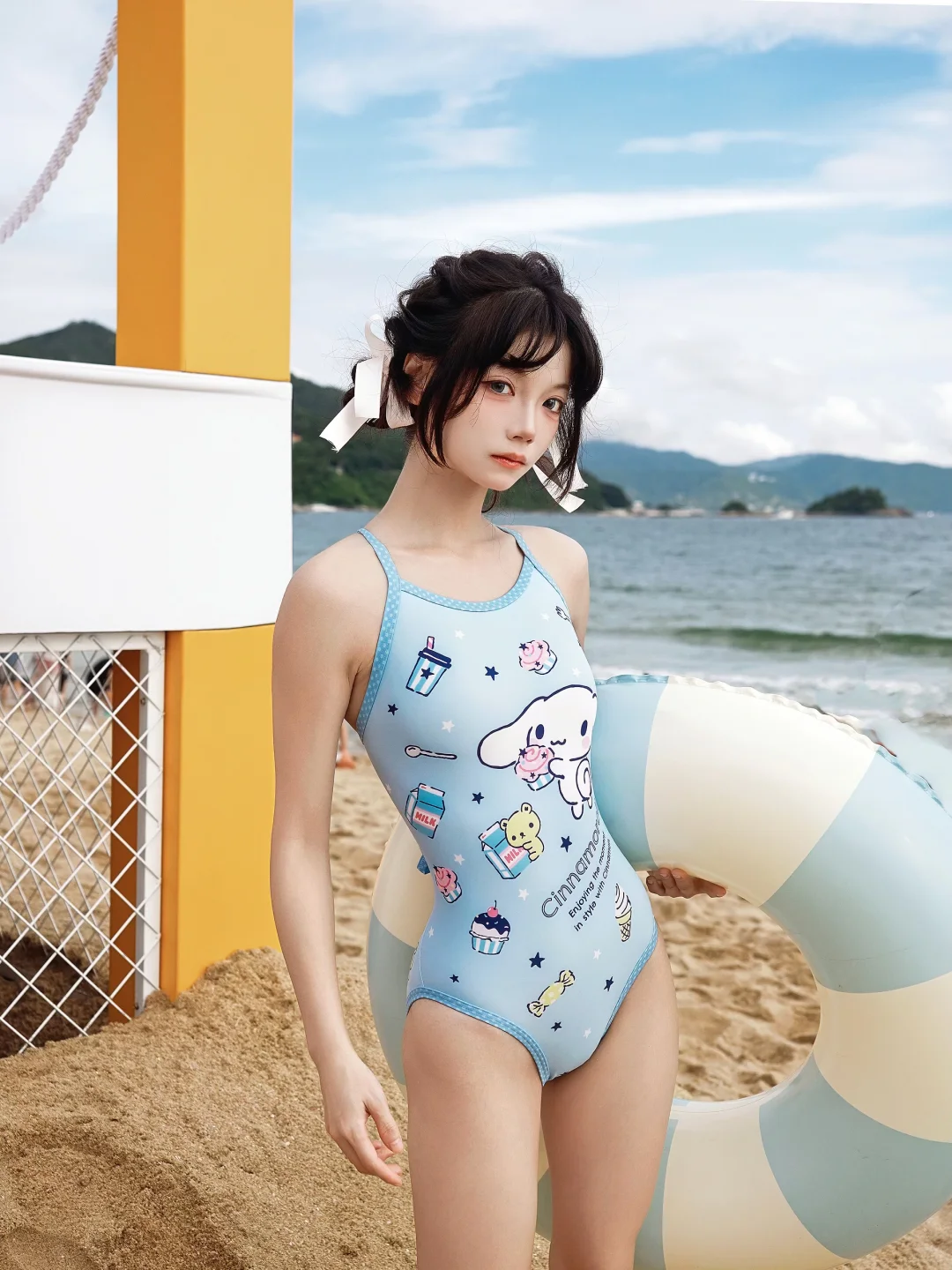 滩上的人在等日落，而我在等一句忘了说的话