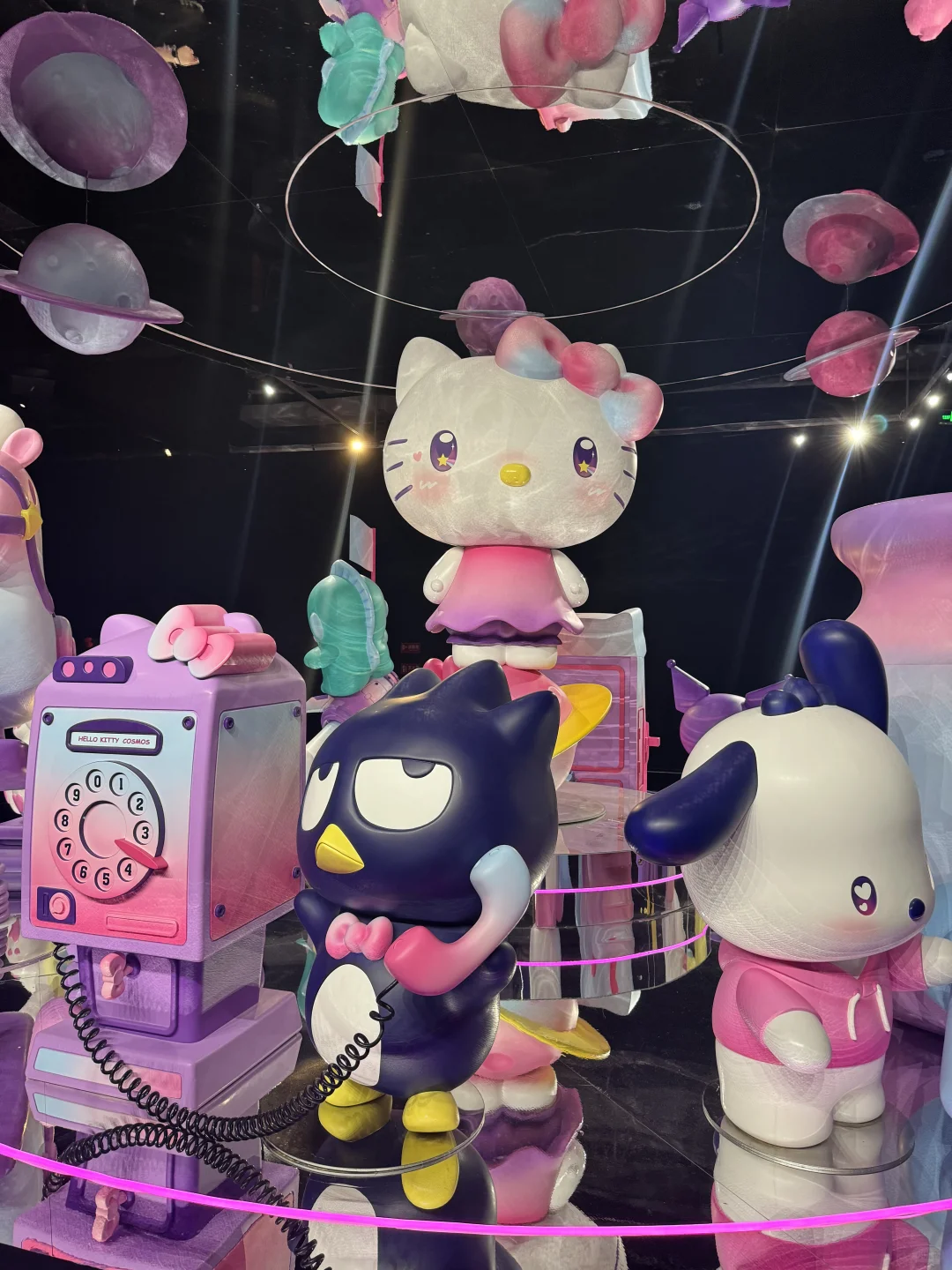 打卡kitty光影展，今日是甜妹～