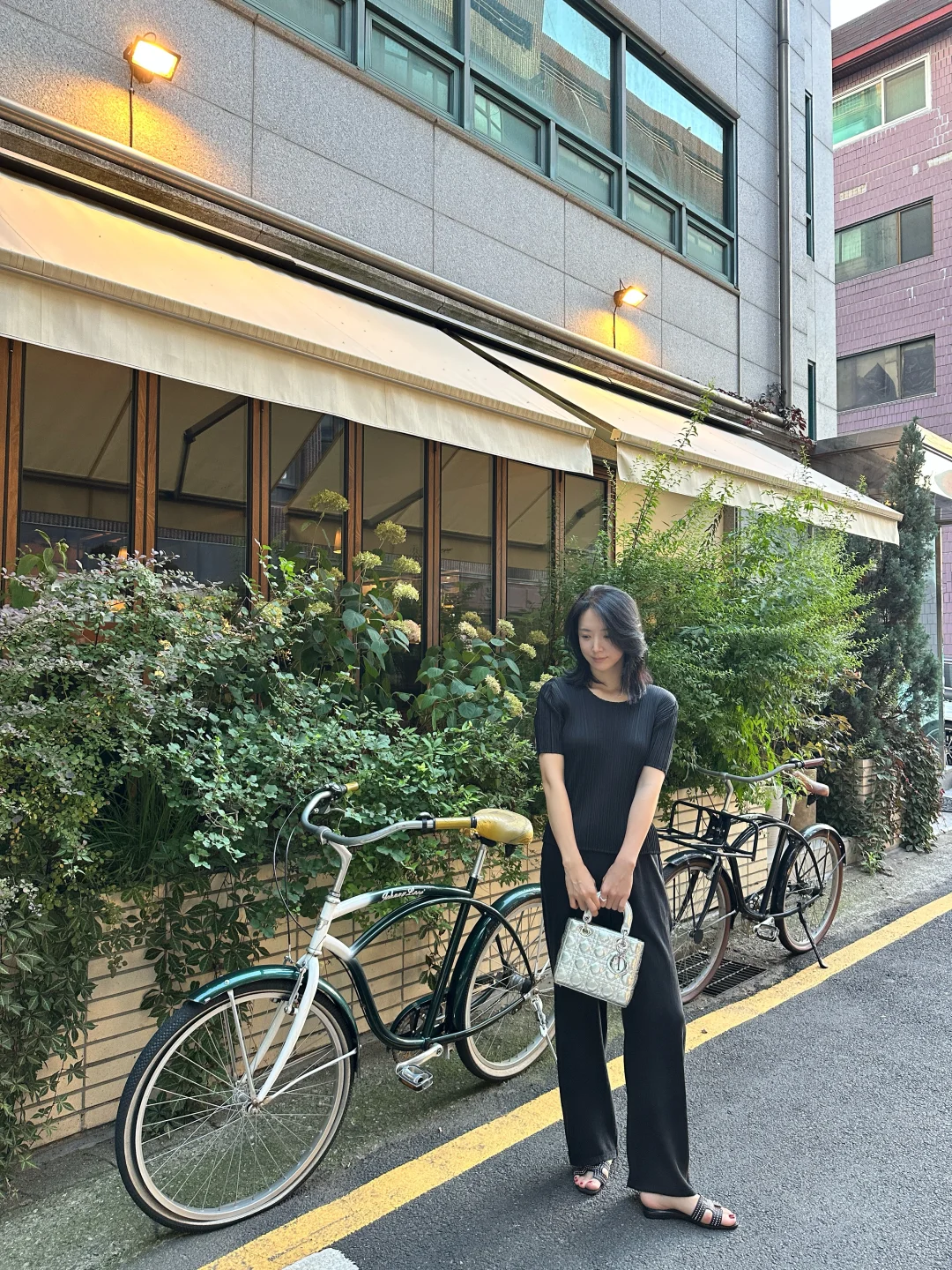 韩国大妈地家门口出游 ??‍♀️??‍♀️