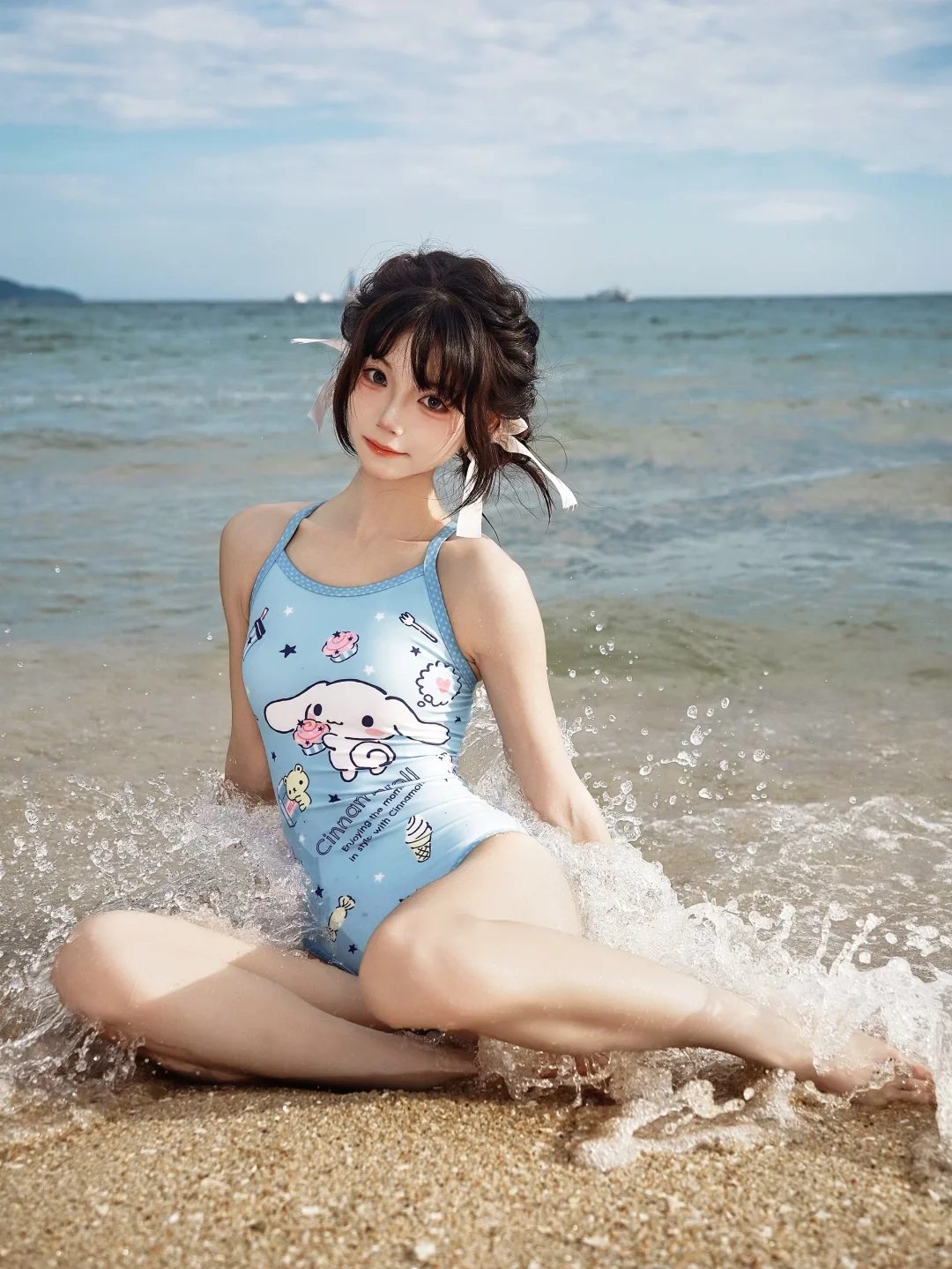 滩上的人在等日落，而我在等一句忘了说的话