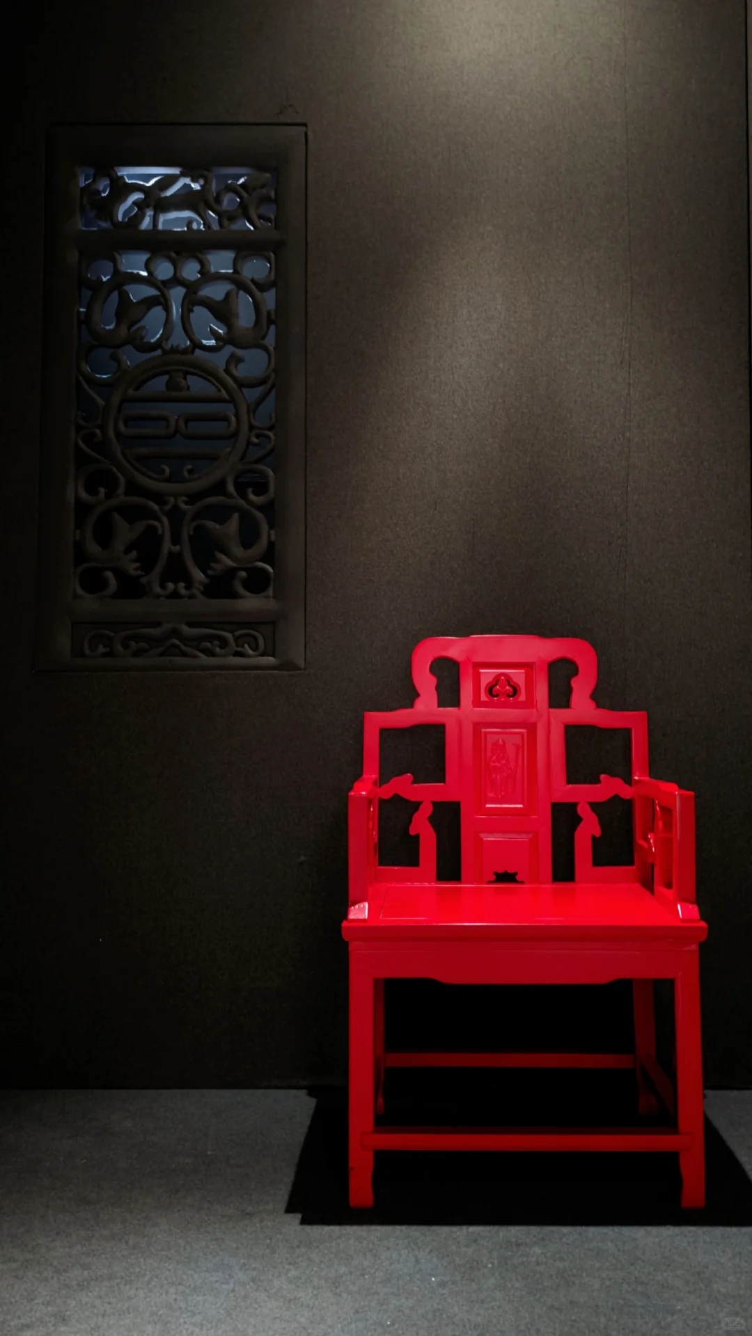 在老舍剧场看舞美灯光设计展