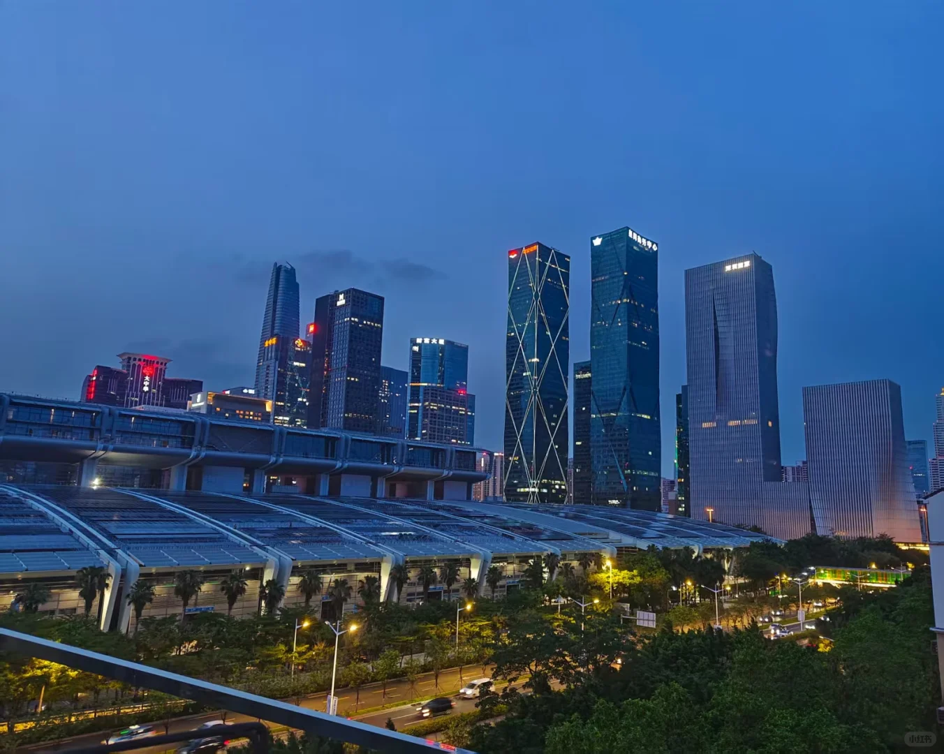 福田会展中心发福利