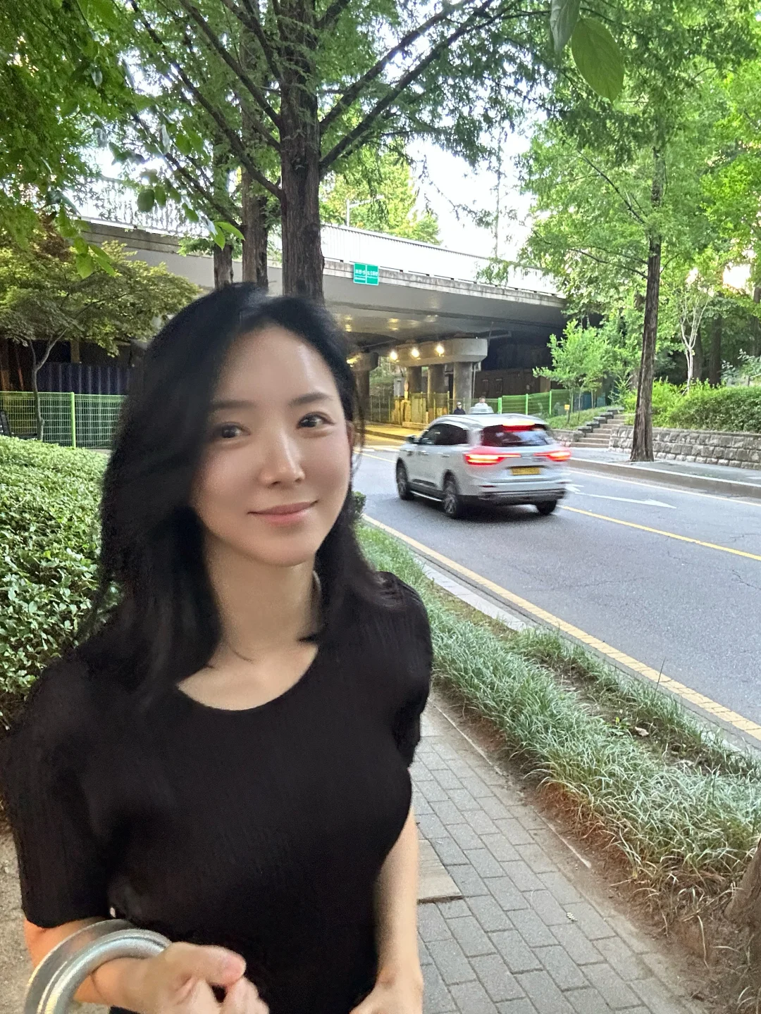 韩国大妈地家门口出游 ??‍♀️??‍♀️