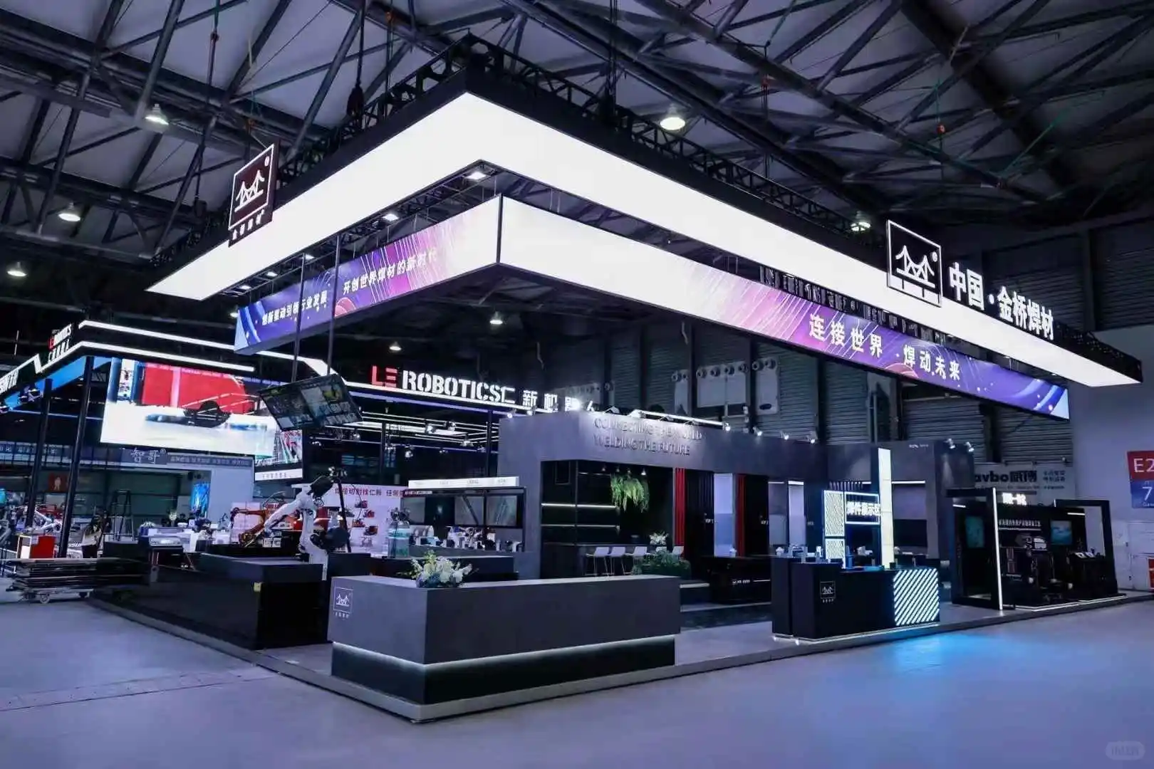 德威克携手天津金桥展焊接美学新地标?