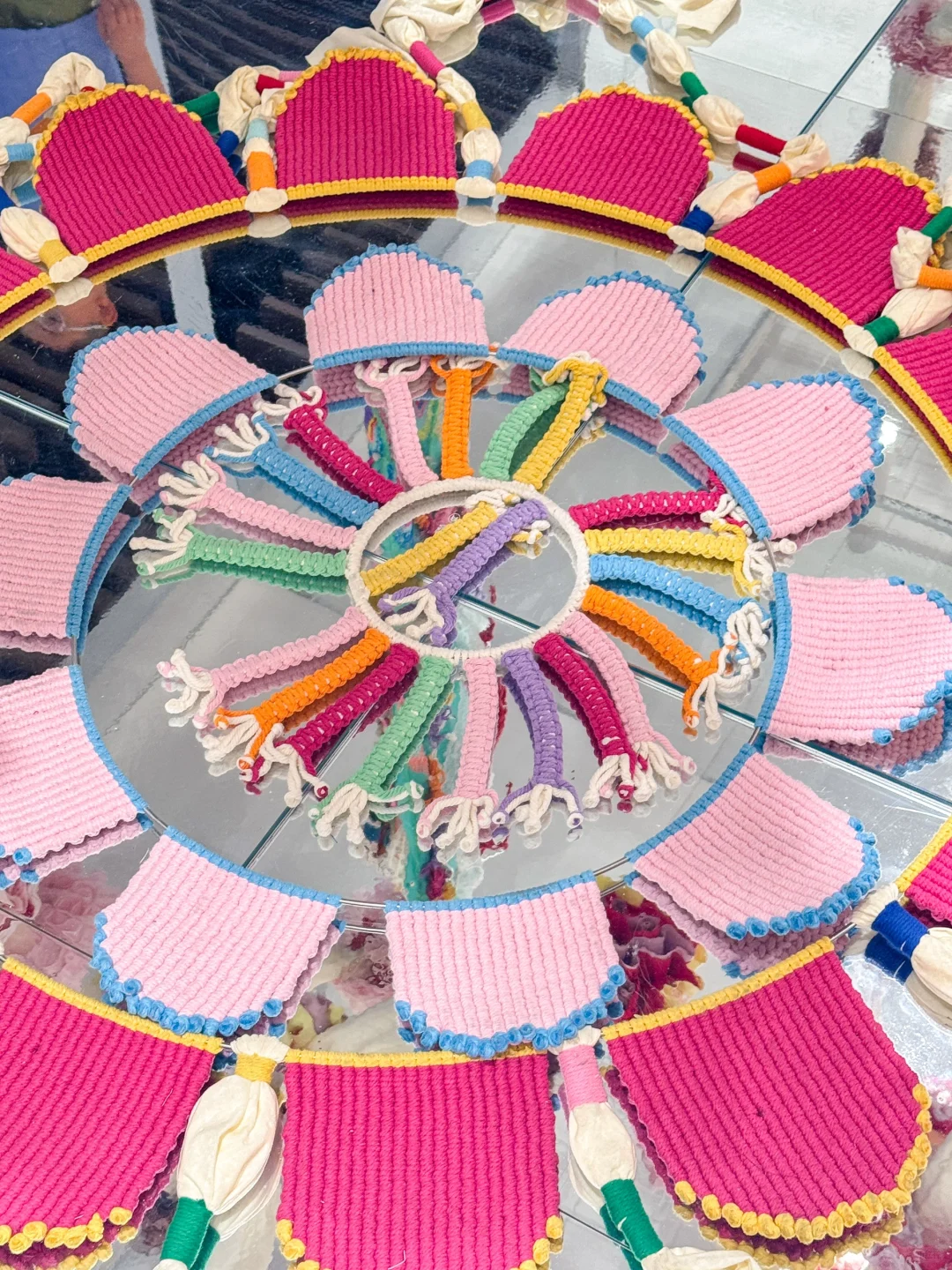 成都看展 • 沉浸一场色彩与生机的艺术体验