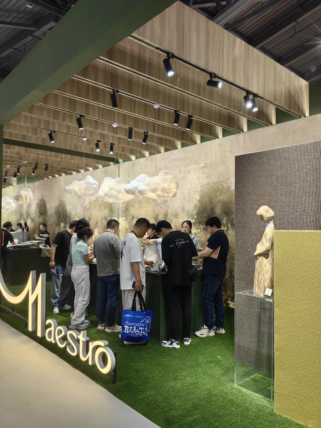 一言难尽的设计上海