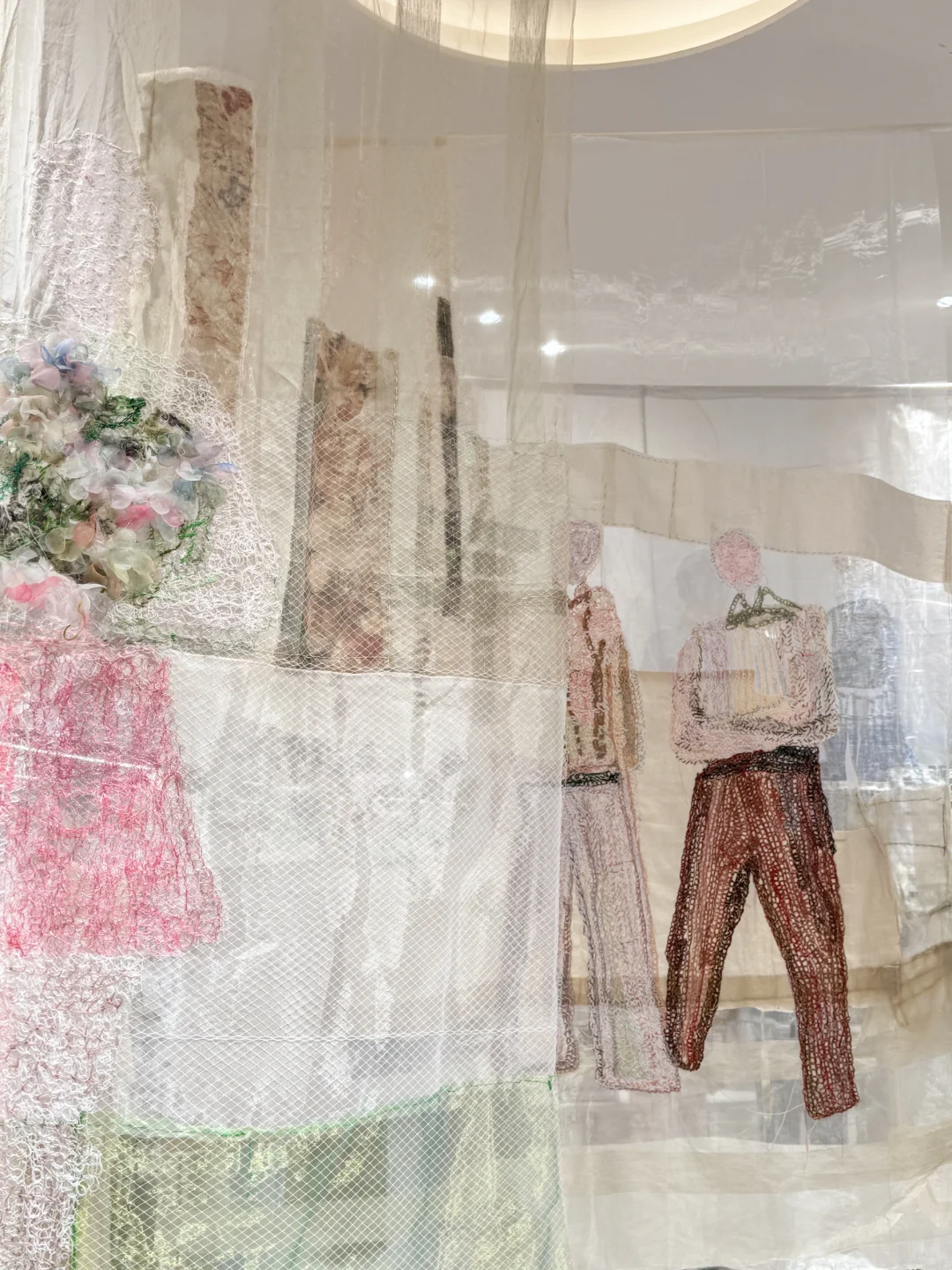 成都看展 • 沉浸一场色彩与生机的艺术体验