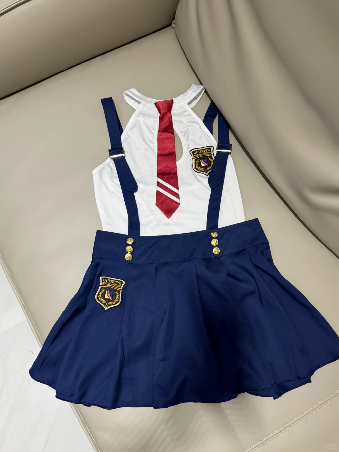 除了有点小贵真的没有任何毛病！