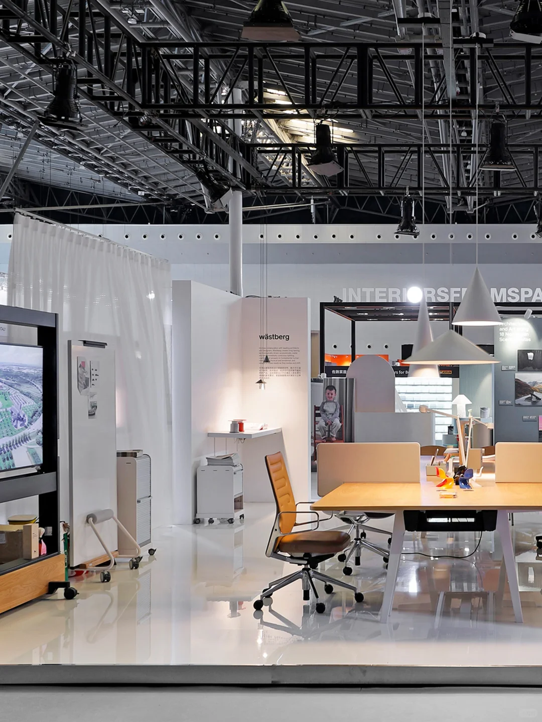 Hi 设计上海，Vitra在这里