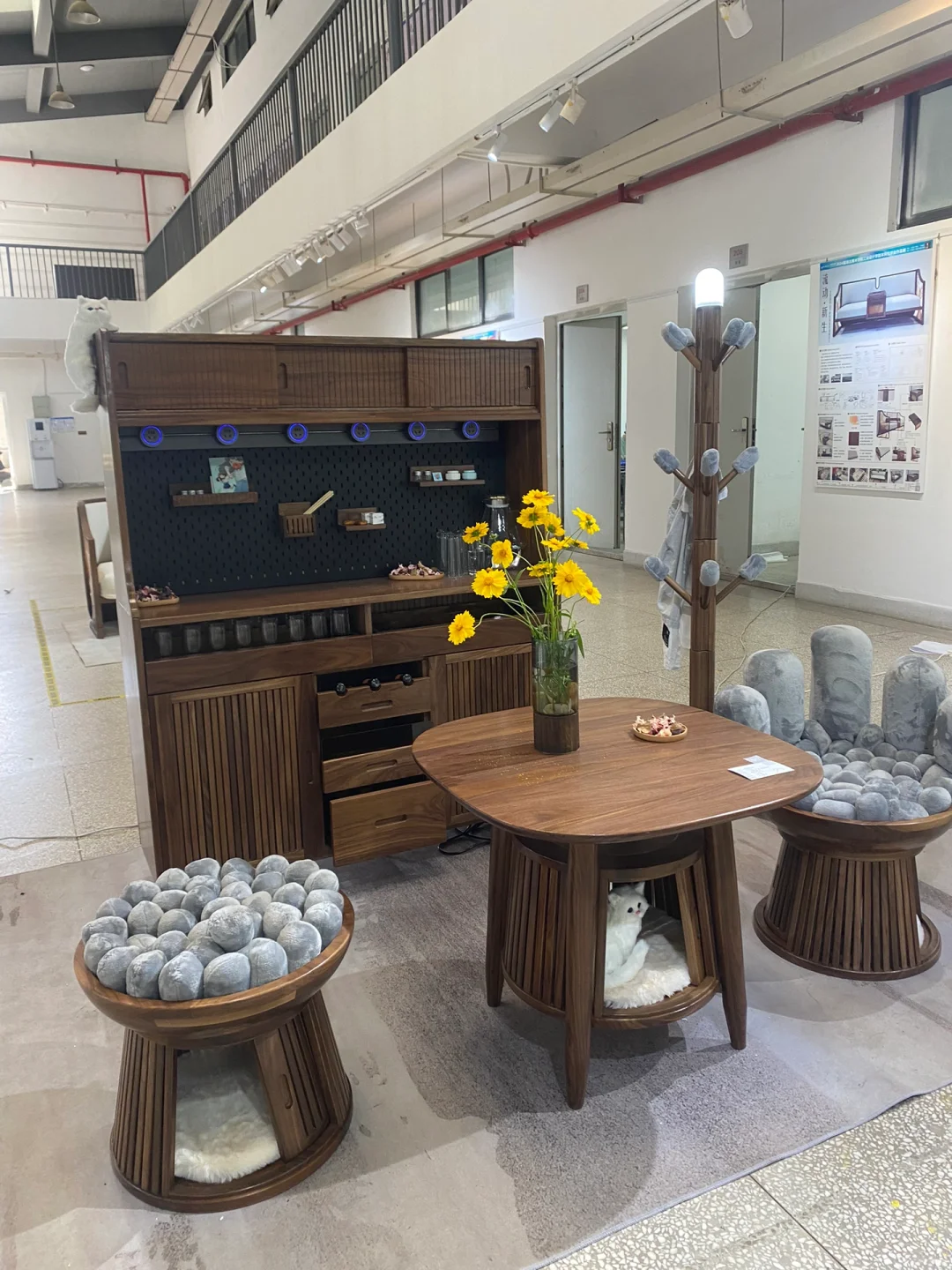 湖北美术学院工业设计毕业展～A6好棒?