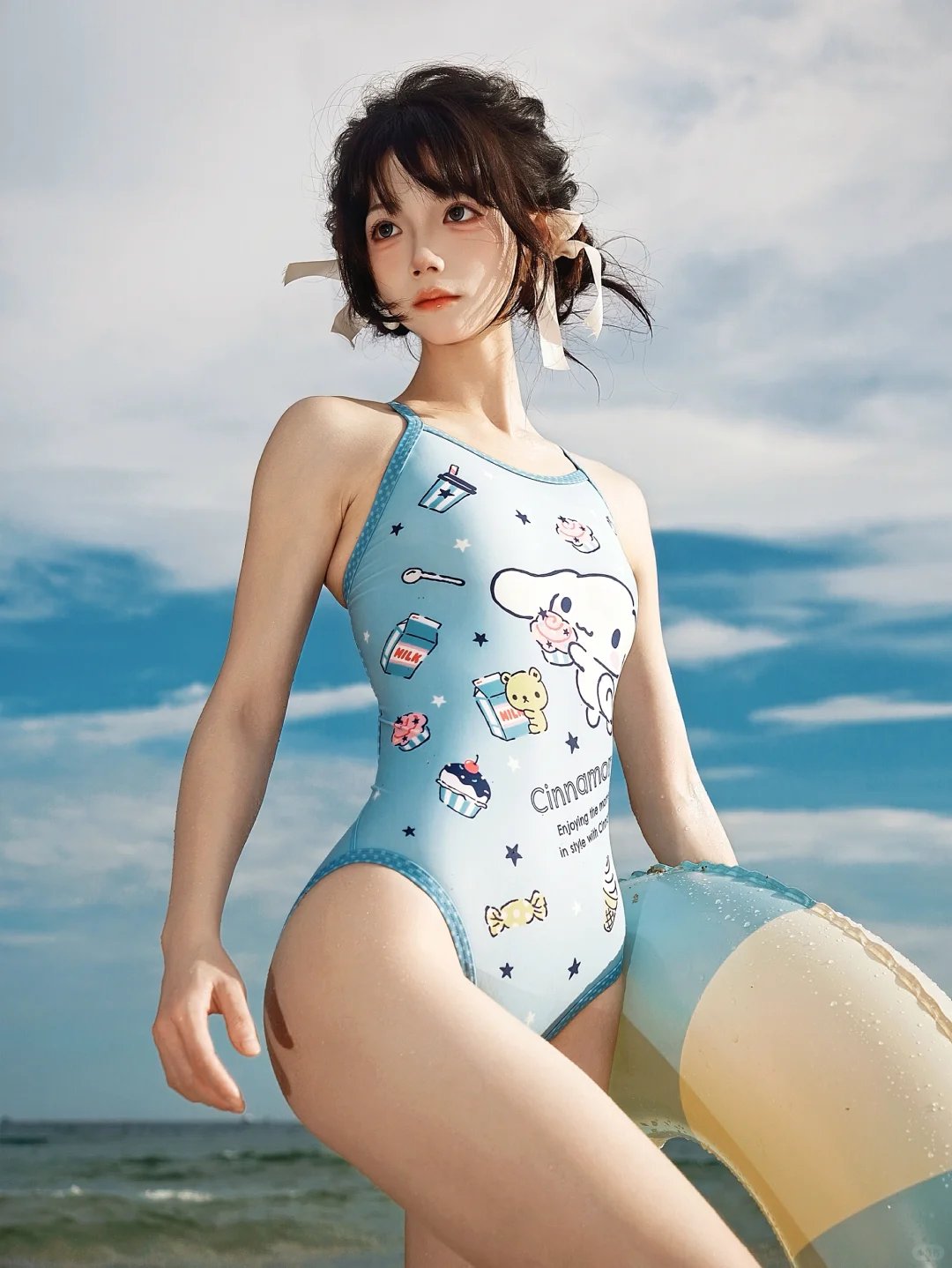 滩上的人在等日落，而我在等一句忘了说的话