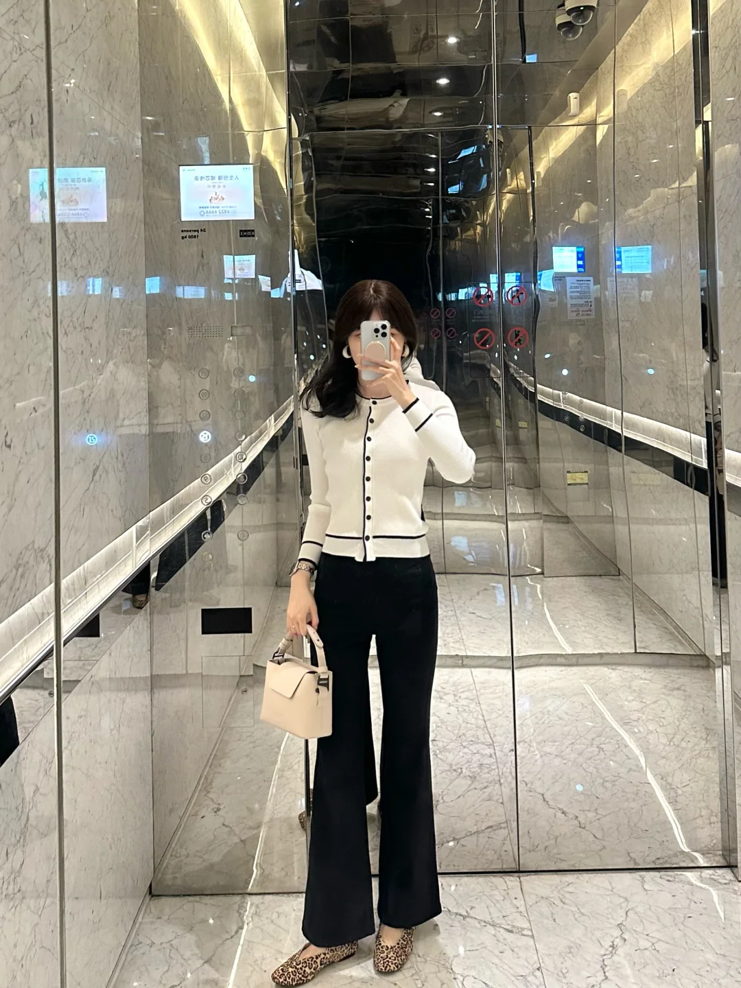 外企通勤?️舒服软糯的微喇瑜伽裤