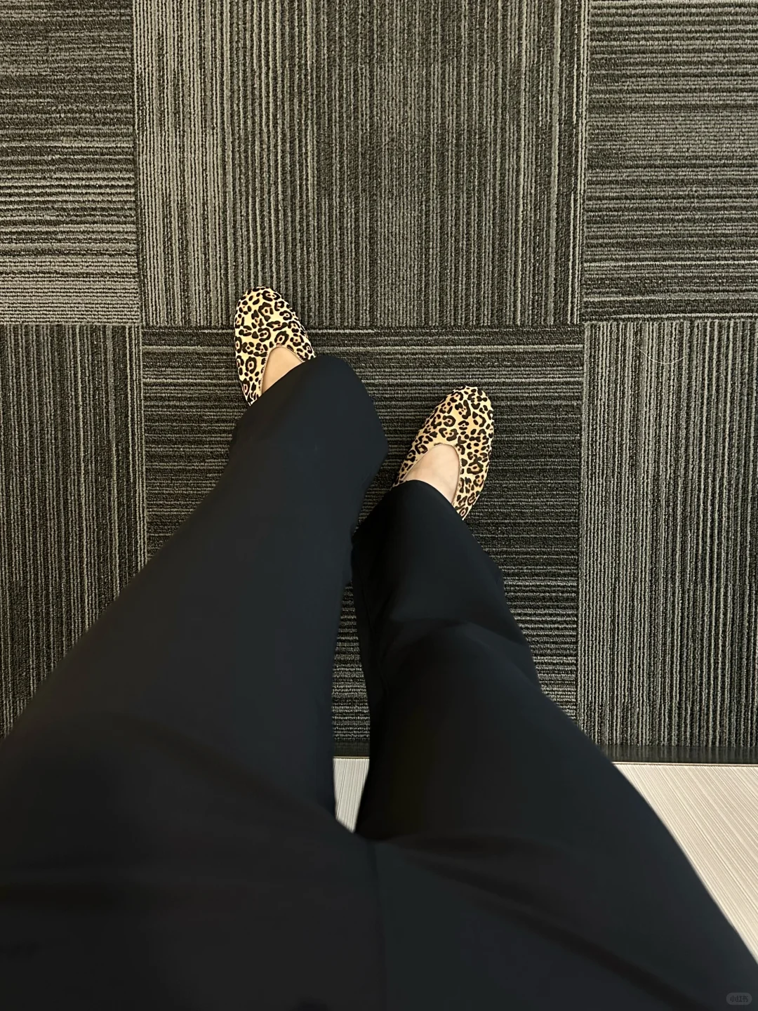 外企通勤?️舒服软糯的微喇瑜伽裤