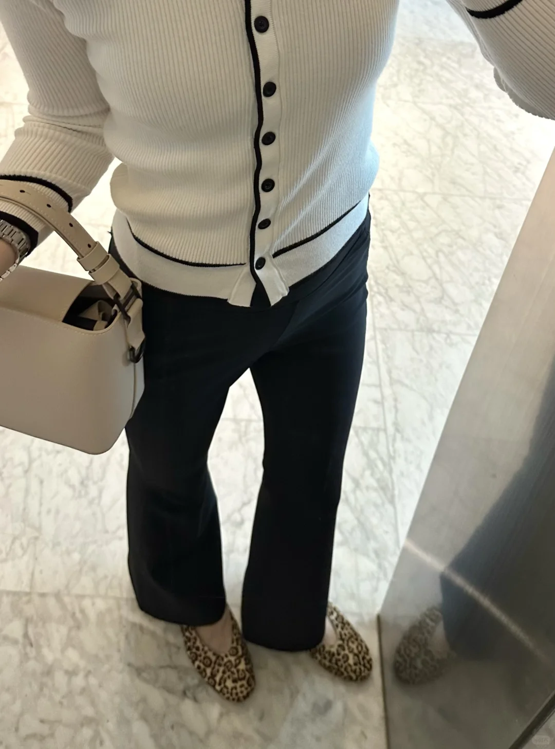 外企通勤?️舒服软糯的微喇瑜伽裤