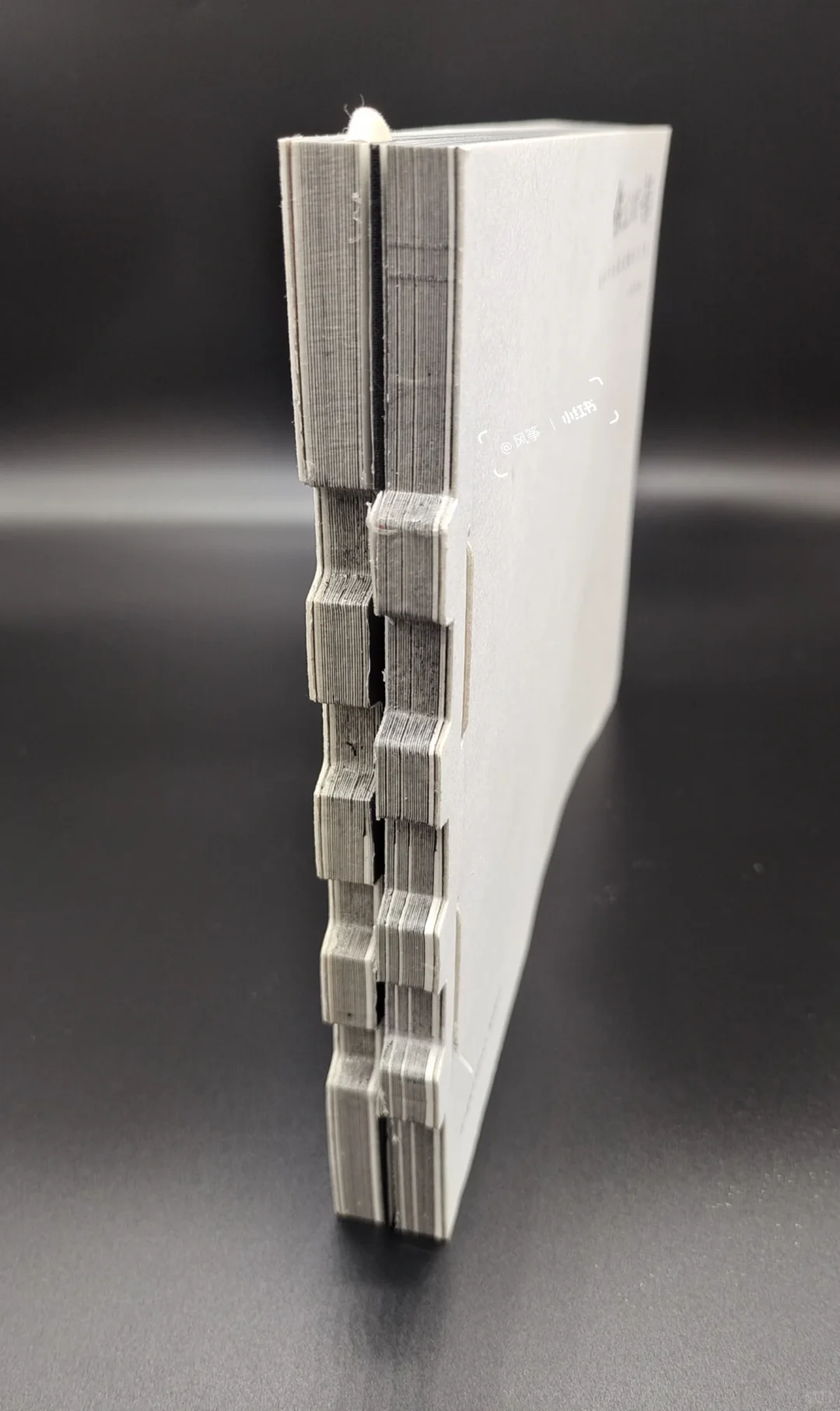 不一样的书籍设计丨书脊设计（2）