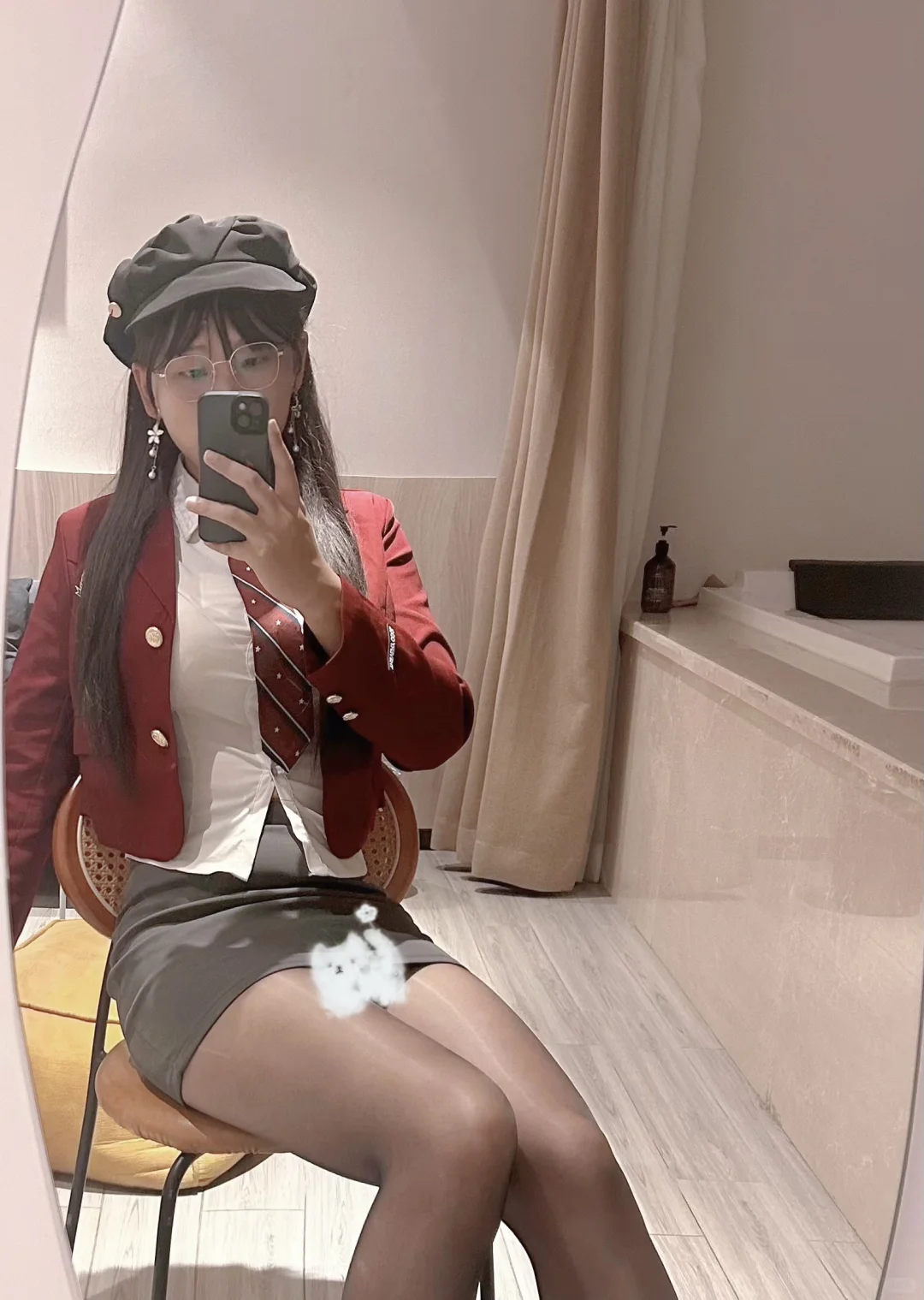 天凉了准备大胆穿一回，家人们1or2？