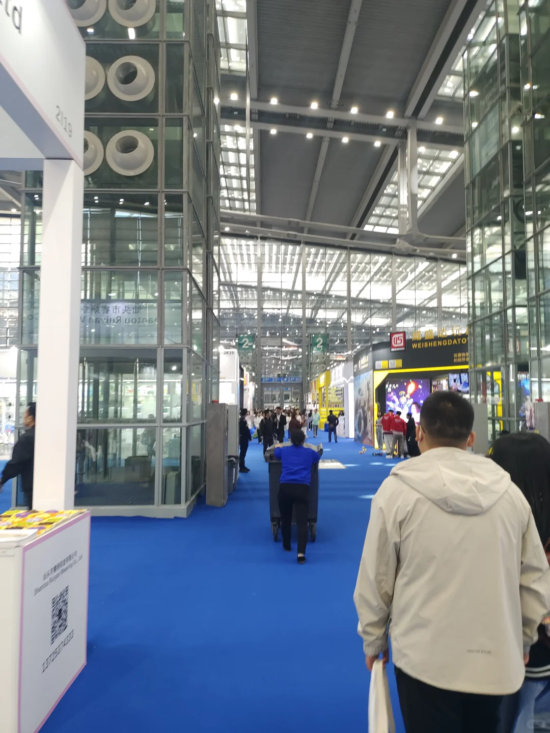 出海网跨境展免费地铁票