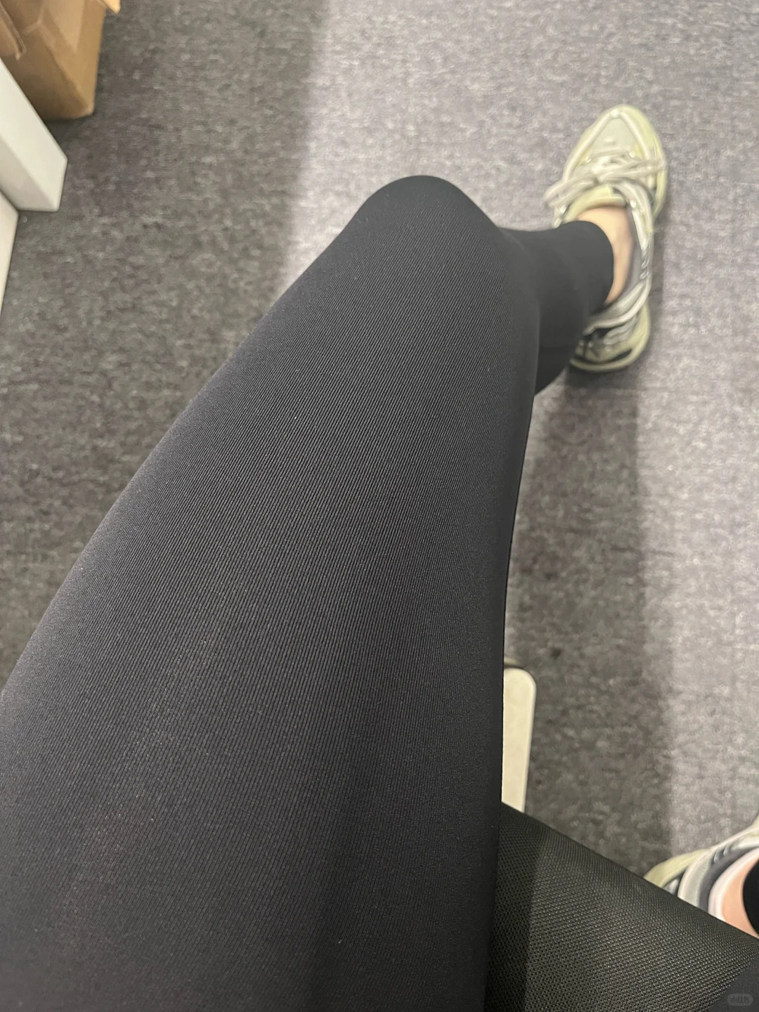 普通人第一次挑战穿瑜伽裤…