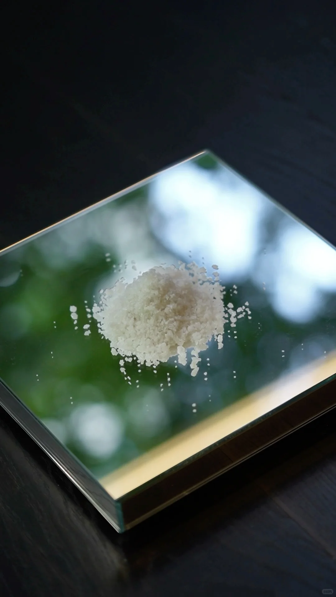 上海新展NoWhereNowHere｜闯入盐的灰白映界