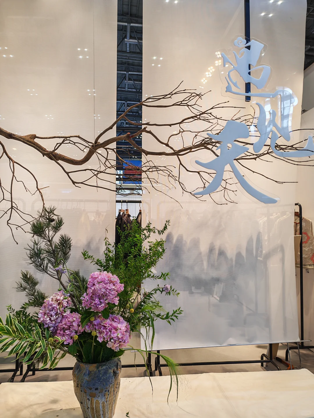 感受上海面料服装展的陈列美学