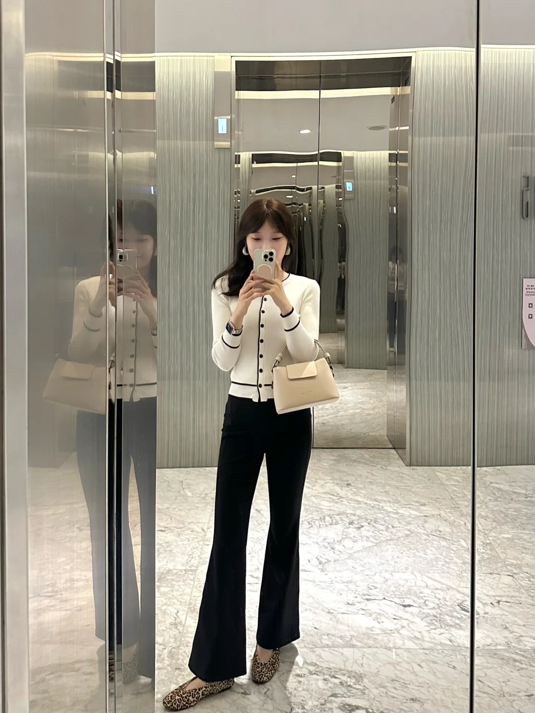 外企通勤?️舒服软糯的微喇瑜伽裤