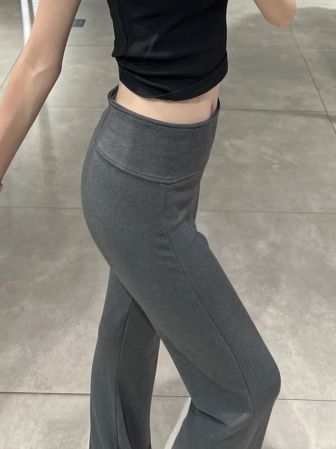 目前为止穿过版型最好的瑜伽裤！！好显瘦啊啊