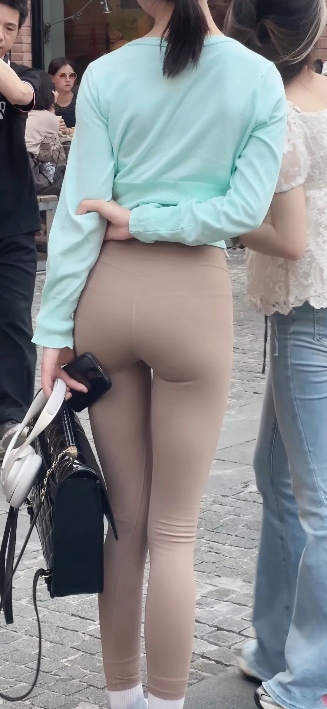 街拍紧身裤瑜伽裤模特4k超清视频