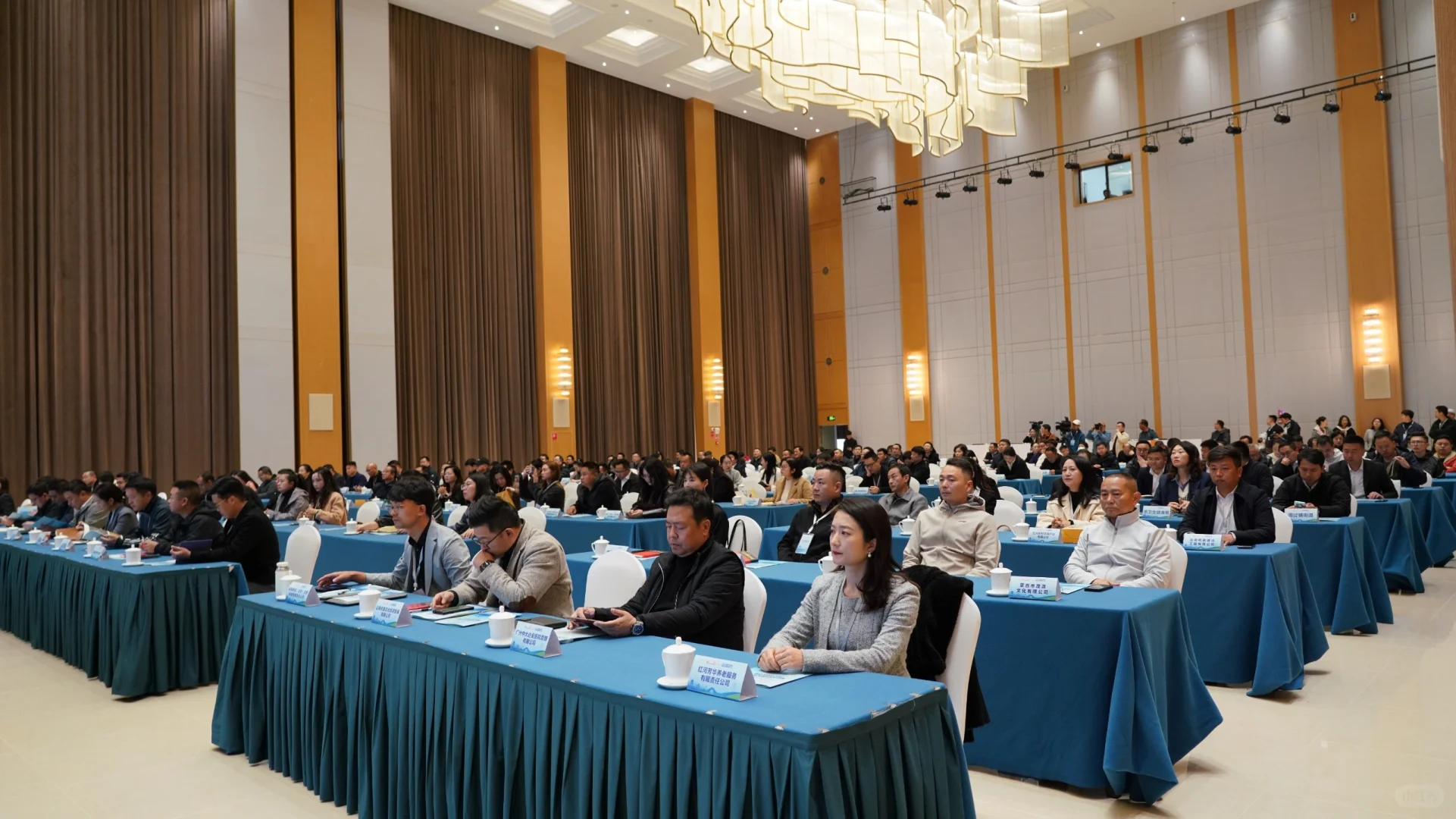 2025蒙自文旅推介会#旅居23℃