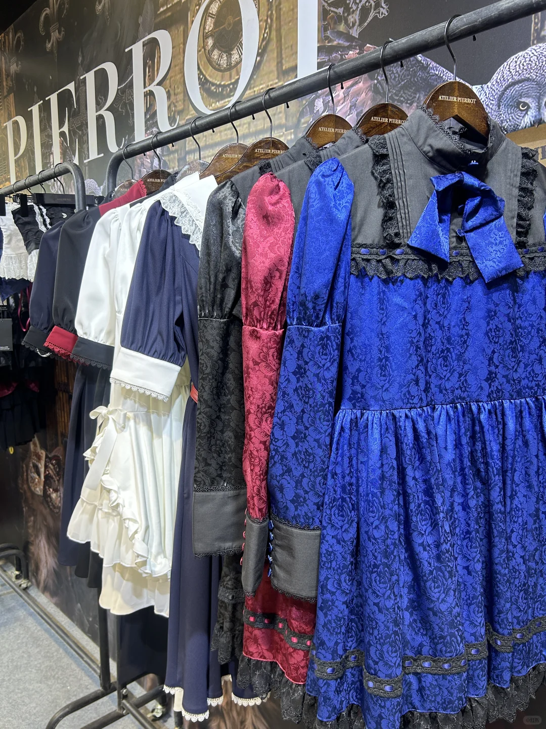 请选择您的哥特人偶˖⁺˚♱ ₊