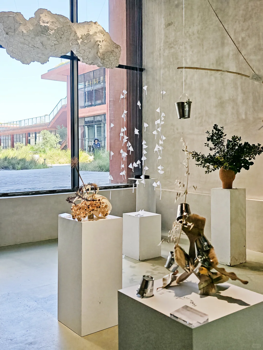 杭州小众展览|杭钢遗址里的诗歌香薰装置展