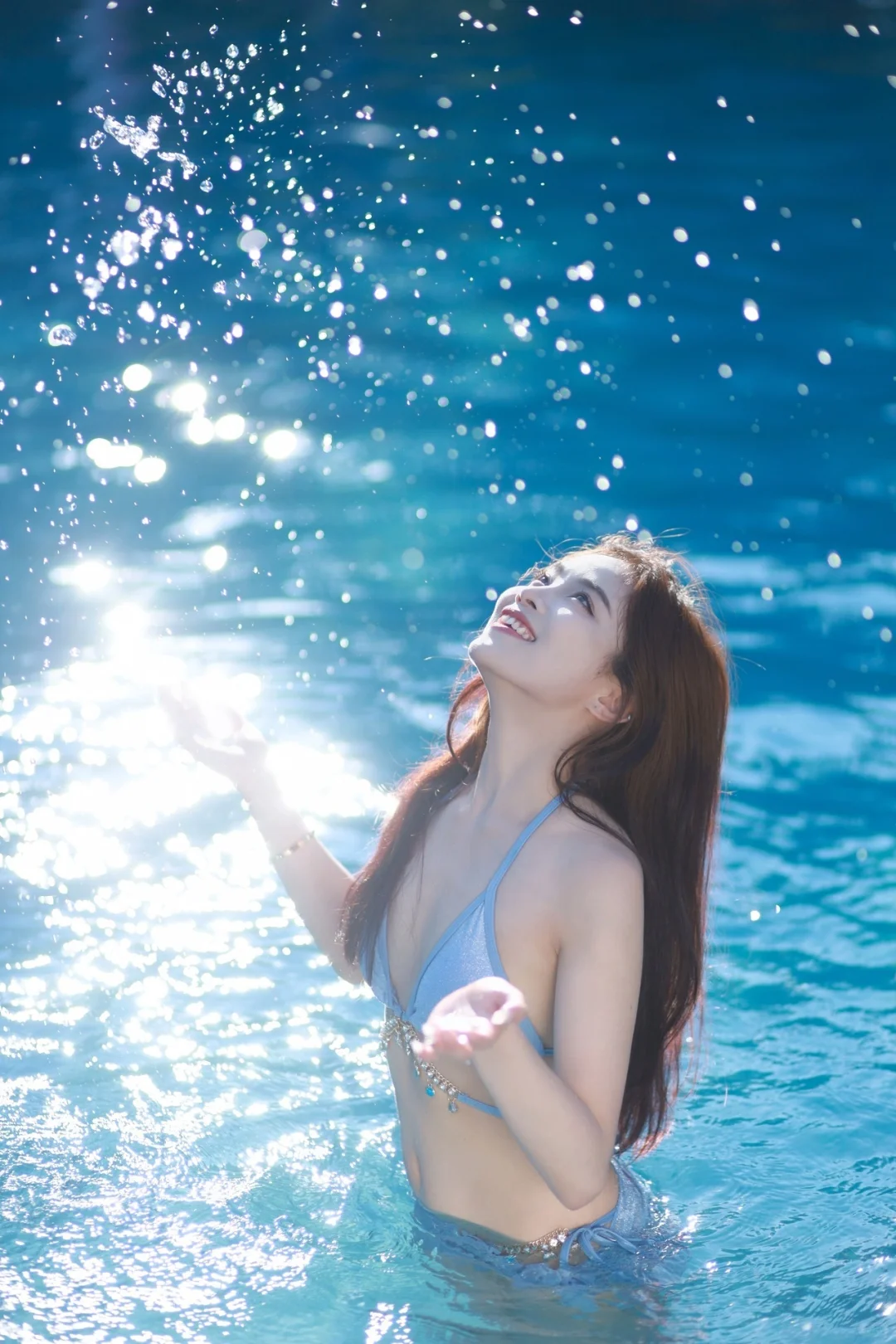 简直是最美比基尼泳照