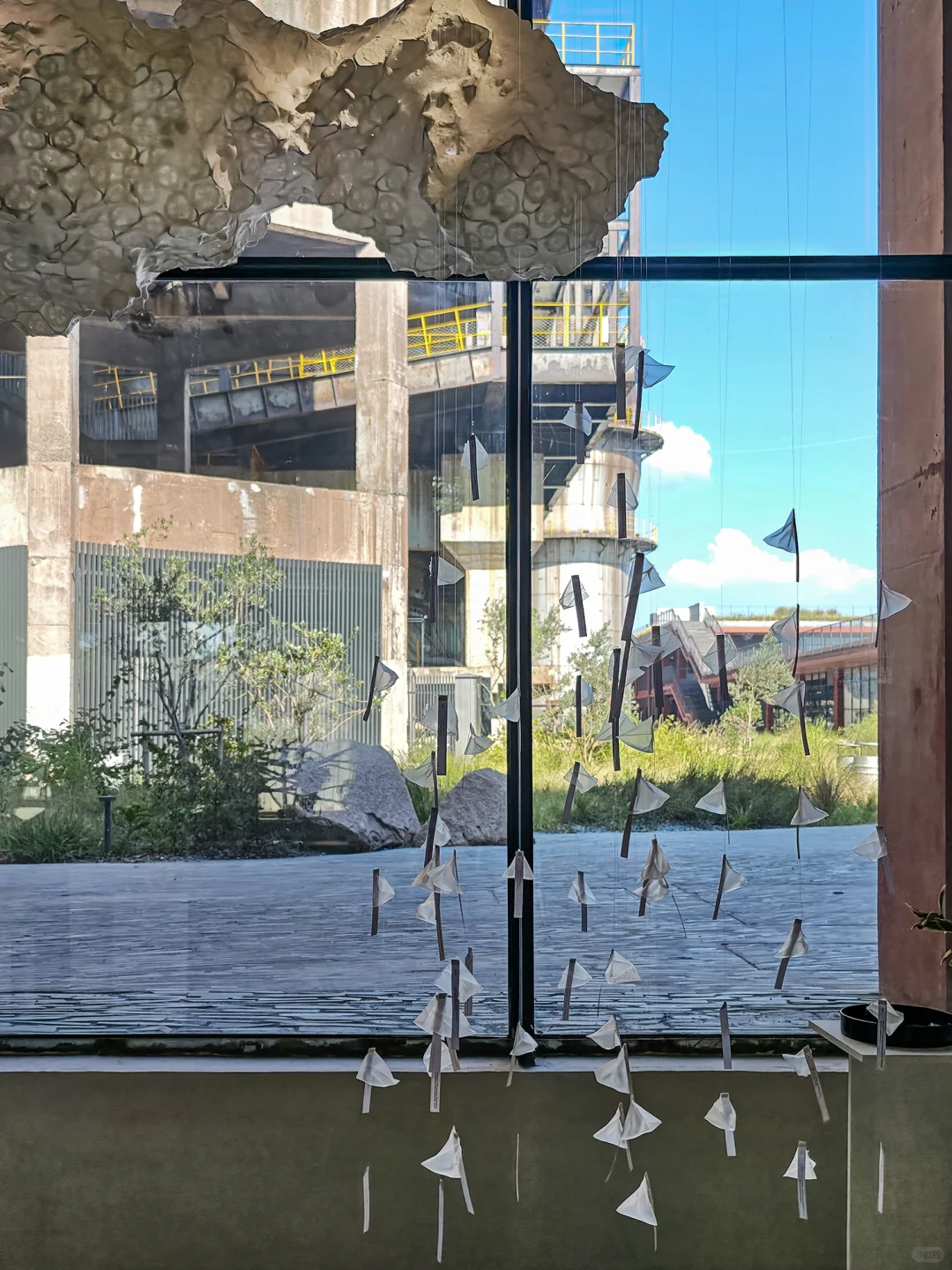 杭州小众展览|杭钢遗址里的诗歌香薰装置展