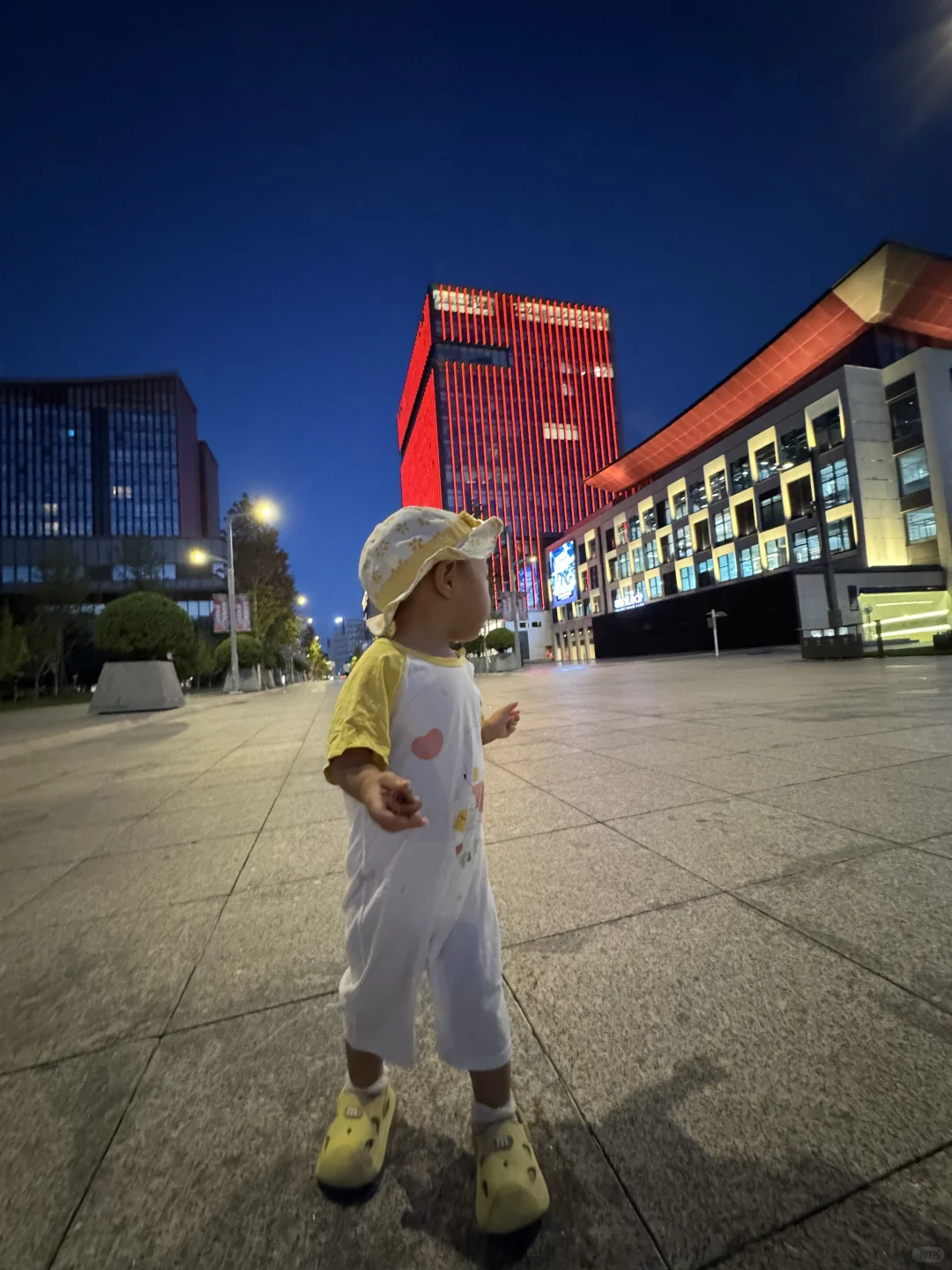 周末遛娃，就在雄安会展中心走一走