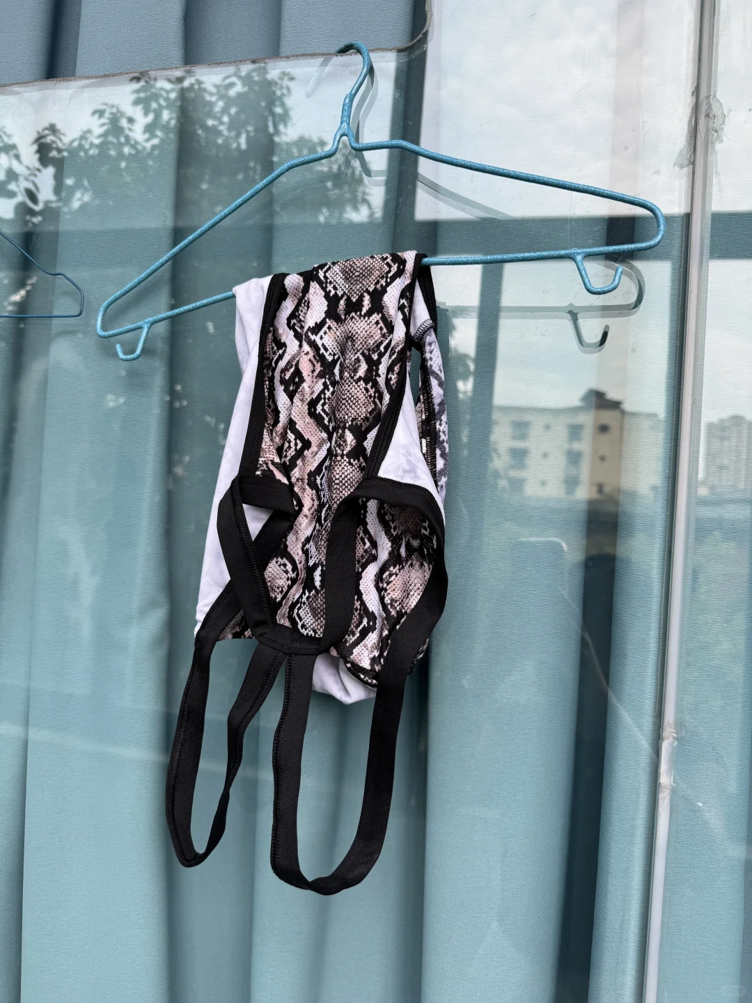 是谁买到了funkita蛇皮bf背？