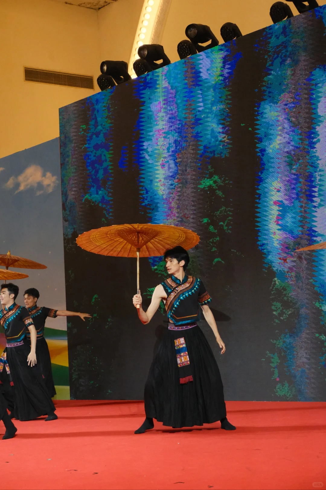 去了对口食品展销会却没拍食品的原因……