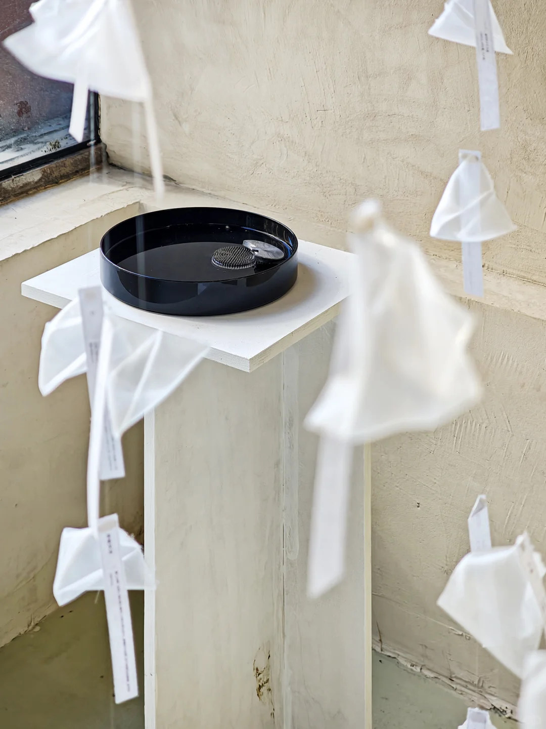 杭州小众展览|杭钢遗址里的诗歌香薰装置展