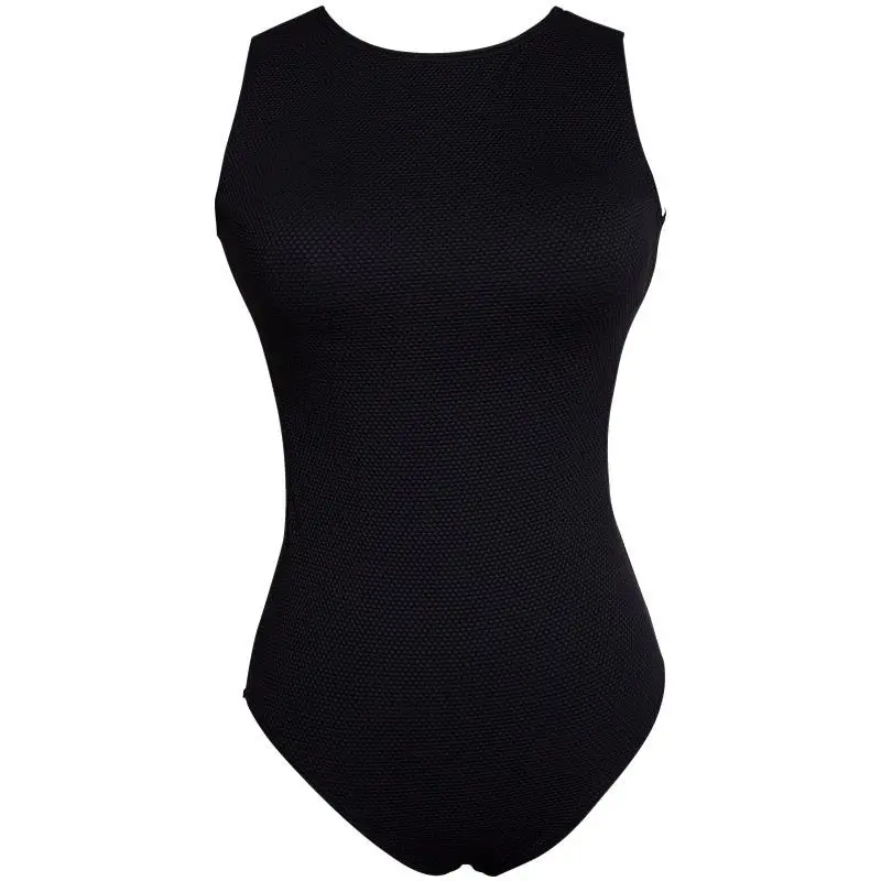 ?小胸也能穿出自信！泳衣分享