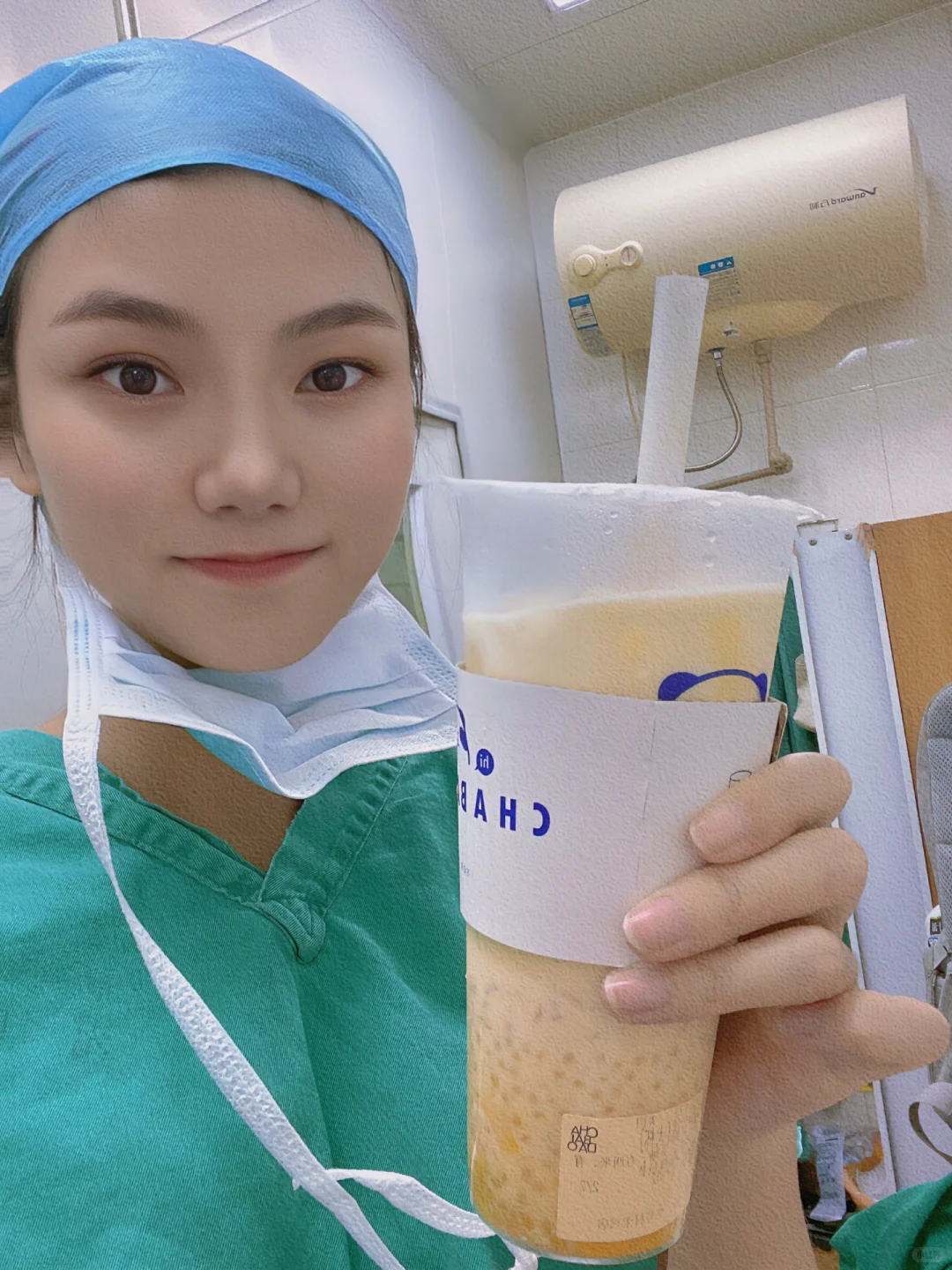 白天是护士，晚上是30岁少妇
