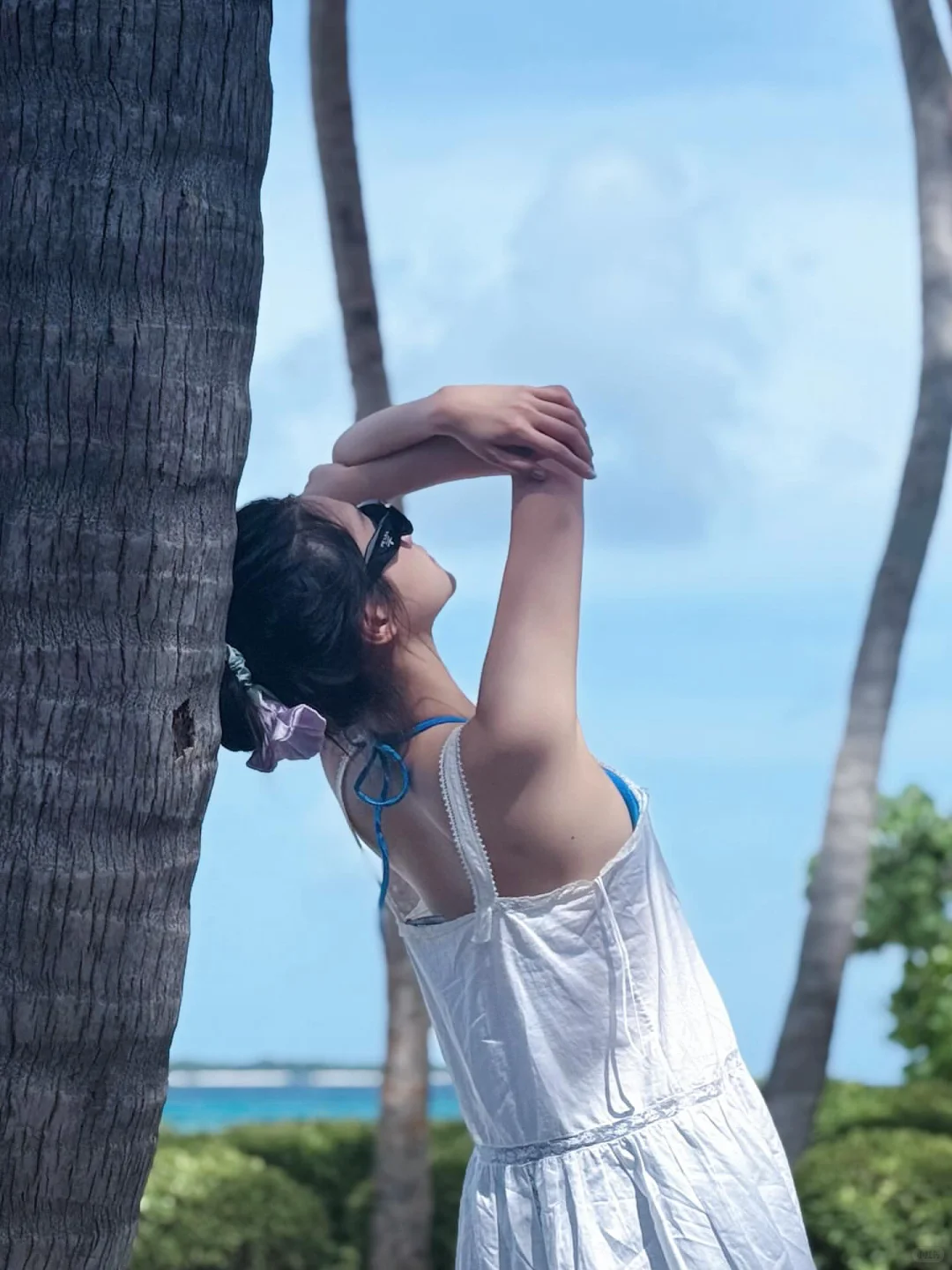 关晓彤晒海边度假美照?美好身材咝哈咝哈?